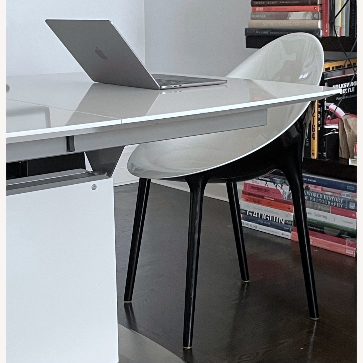  BoConcept Milano Extendable Dining Table - image-4