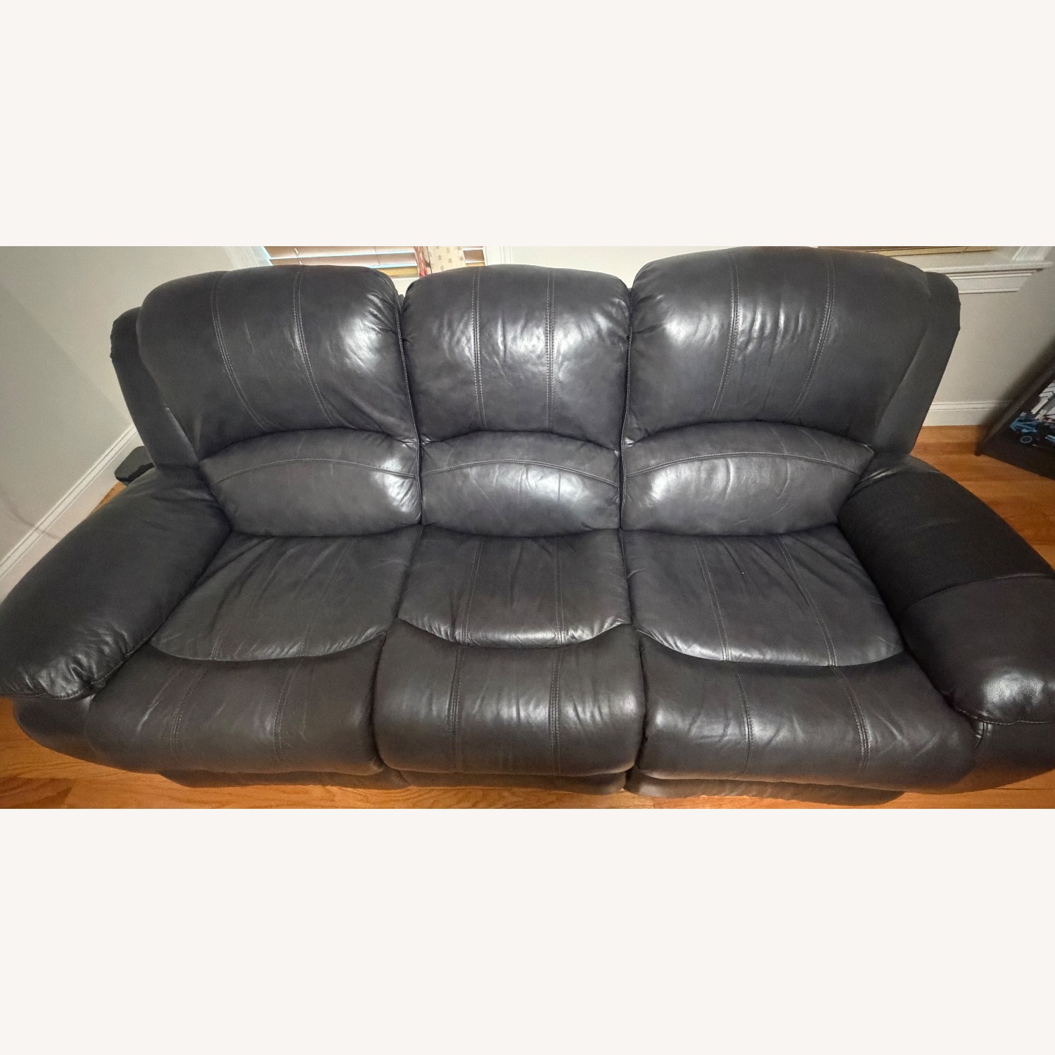 Bob's Discount Furniture Dark Gray 3+ Seater Sofa - image-5