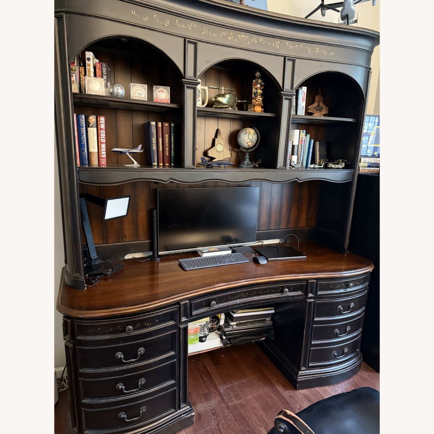 Hooker Furniture Co.Office Furniture - image-4