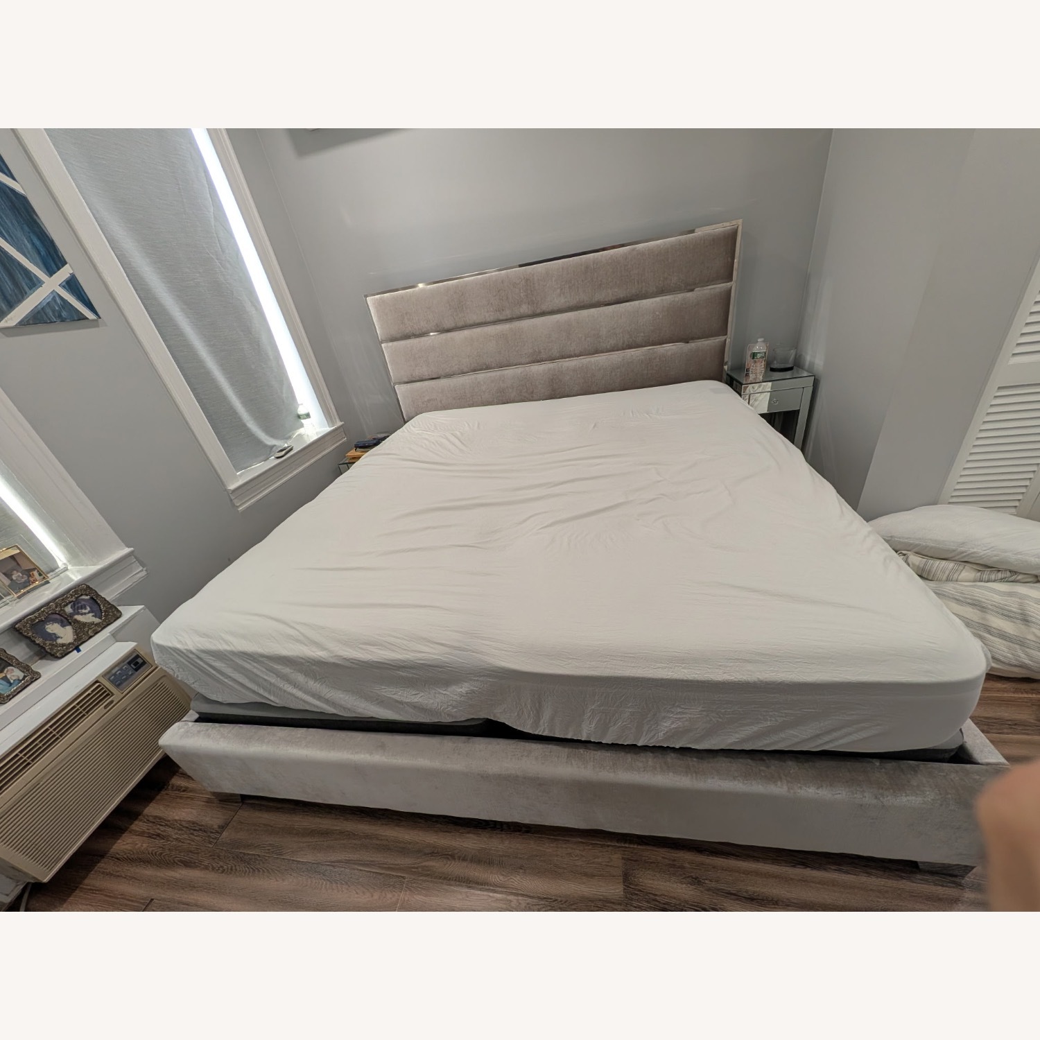 Light Gray Velvet King Bed - image-4
