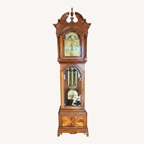 Used Heritage Heirlooms Pinch-Waist Mahogany Clock for sale on AptDeco