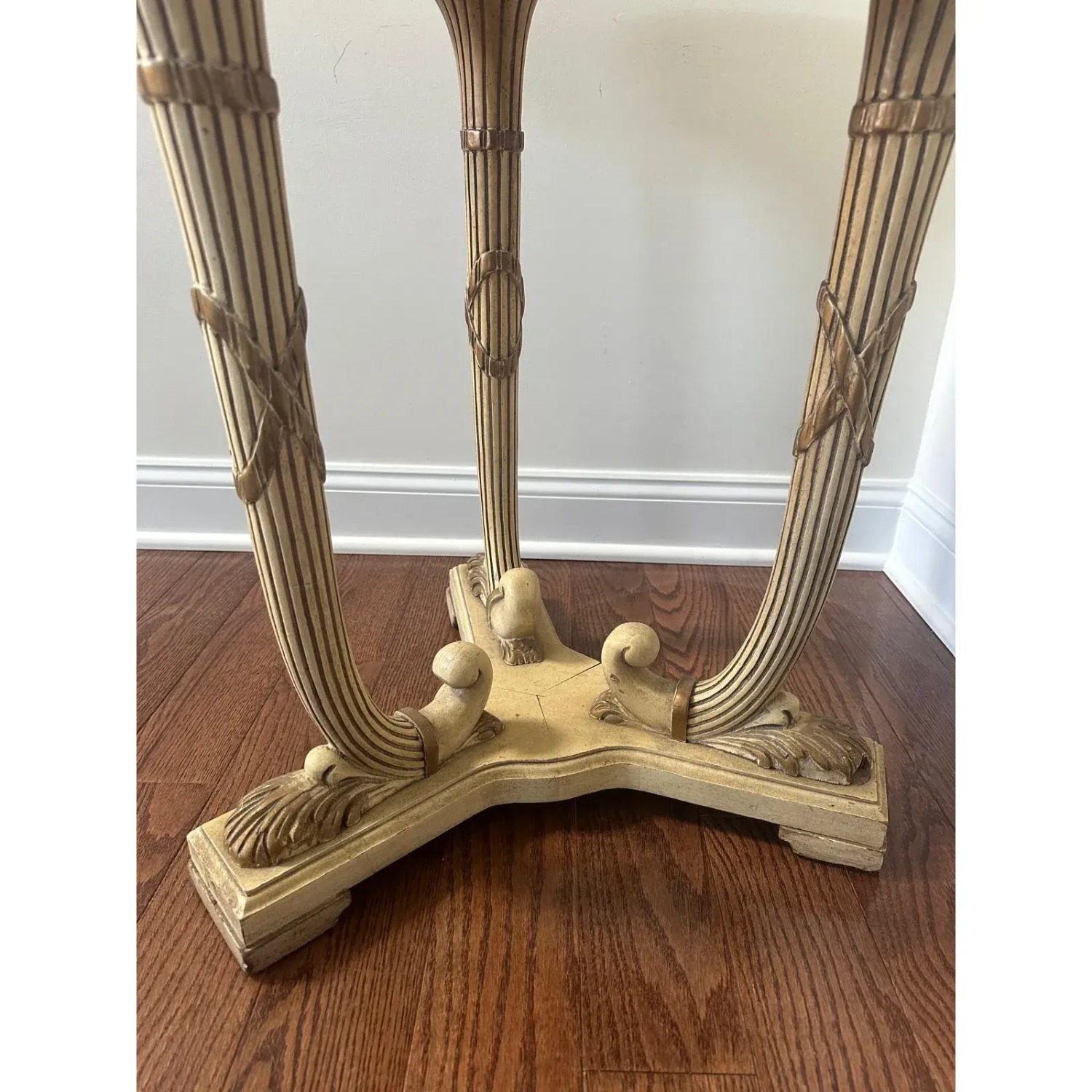 1990s Round French Side Table - image-2