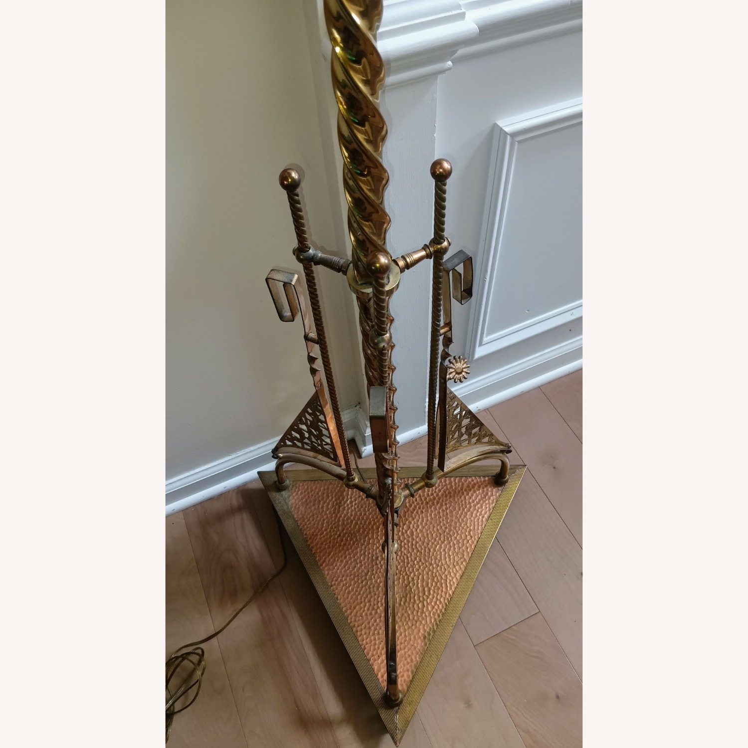 Vintage/Antique Finds Gold Brass Floor Lamp - image-6