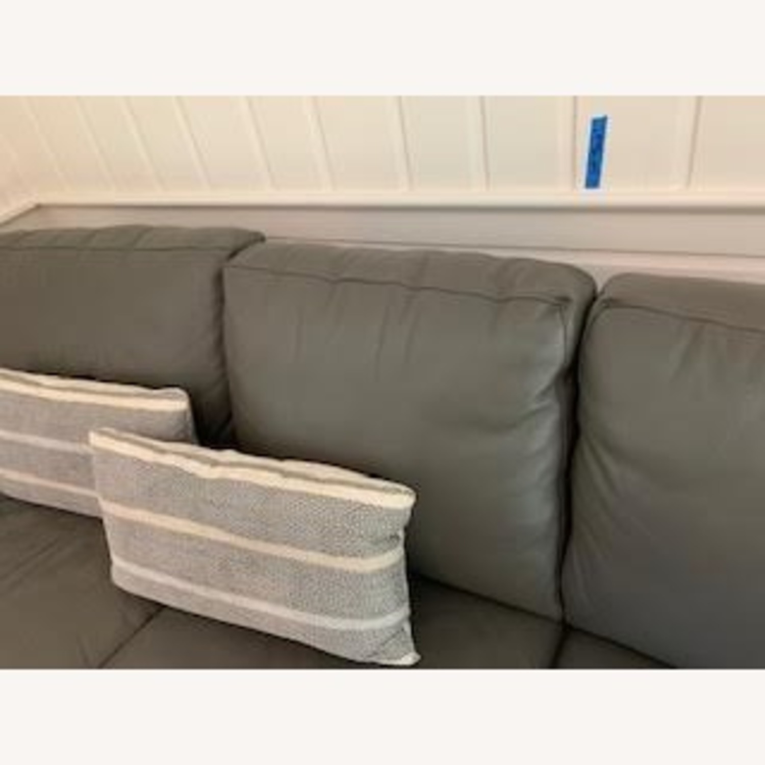 Bassett Light Gray Leather Sleeper Sofa - image-2