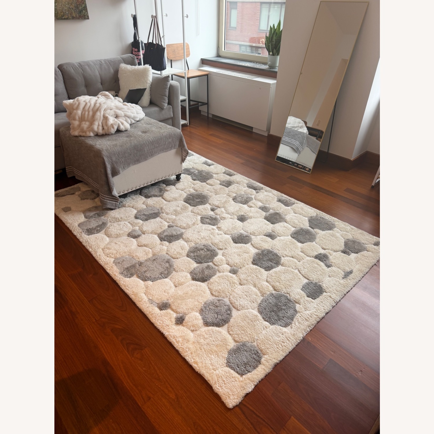 Home Depot Area Rug 5' x 7.6' - image-2