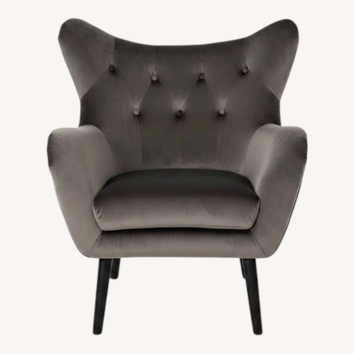 Used Roomfitters Accent Chair for sale on AptDeco