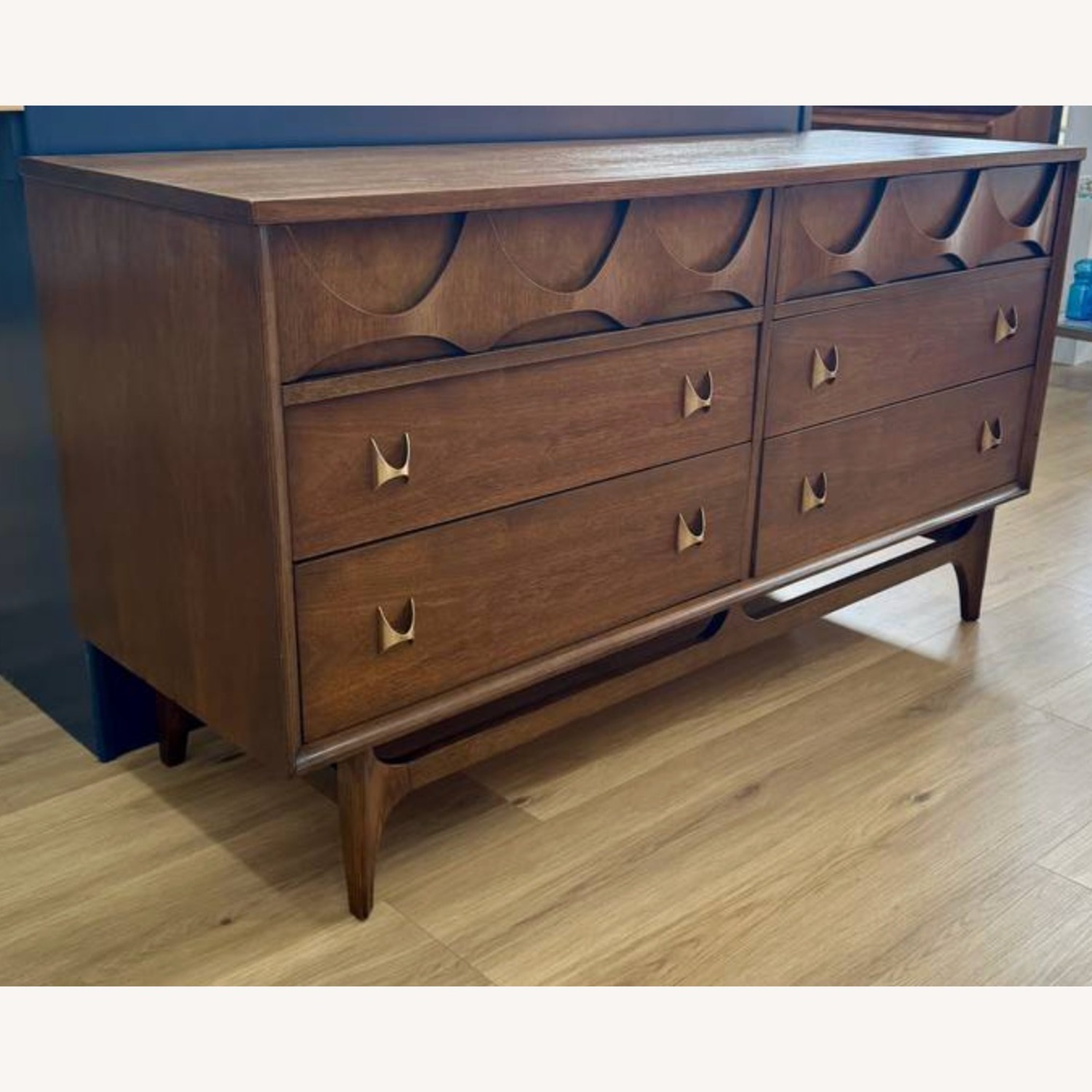 Vintage Broyhill Brasillia Dresser - image-4