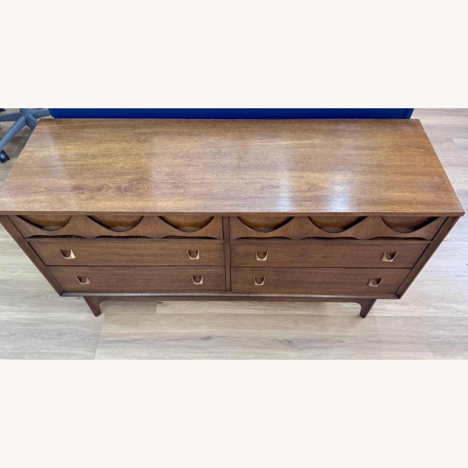 Vintage Broyhill Brasillia Dresser - image-2