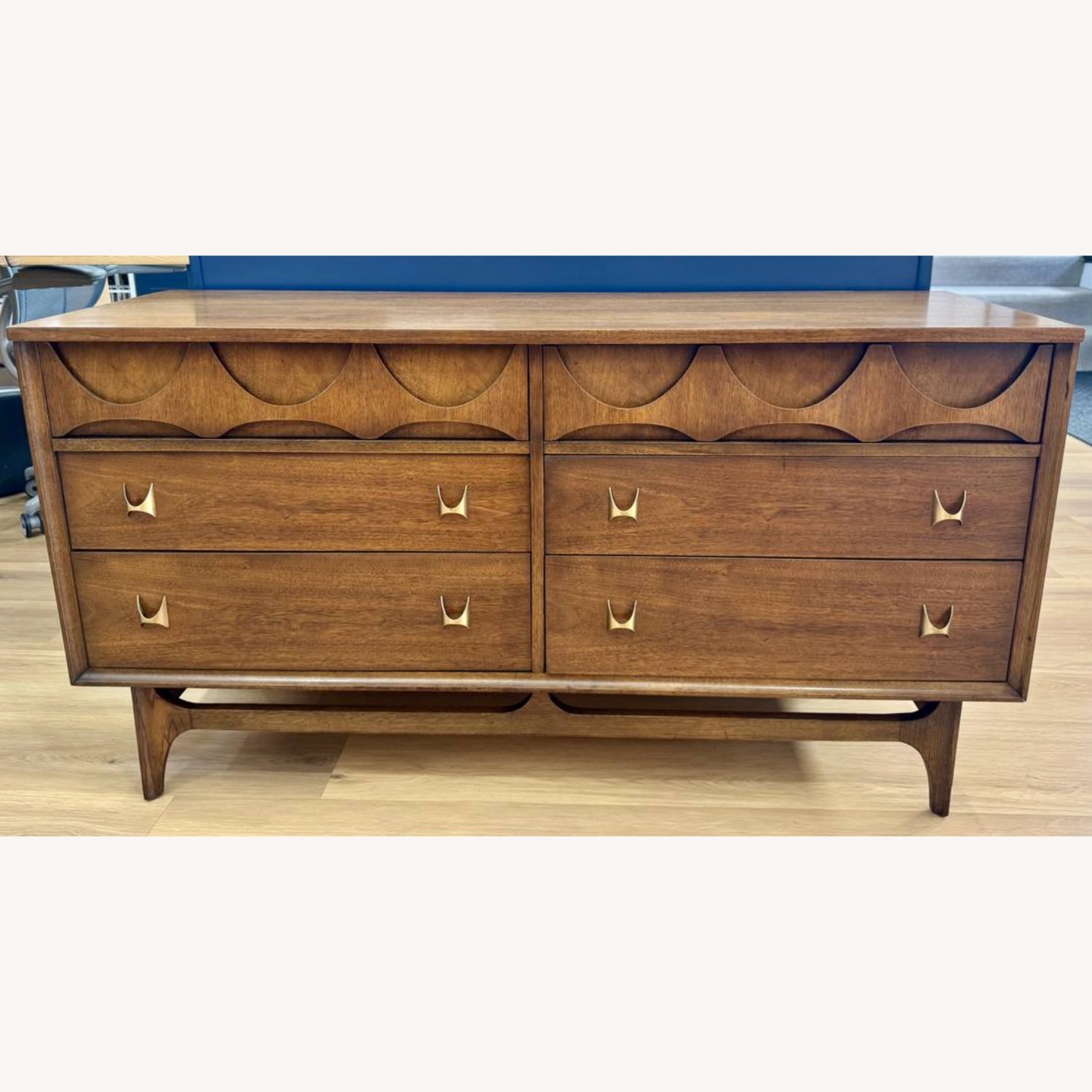 Vintage Broyhill Brasillia Dresser - image-3