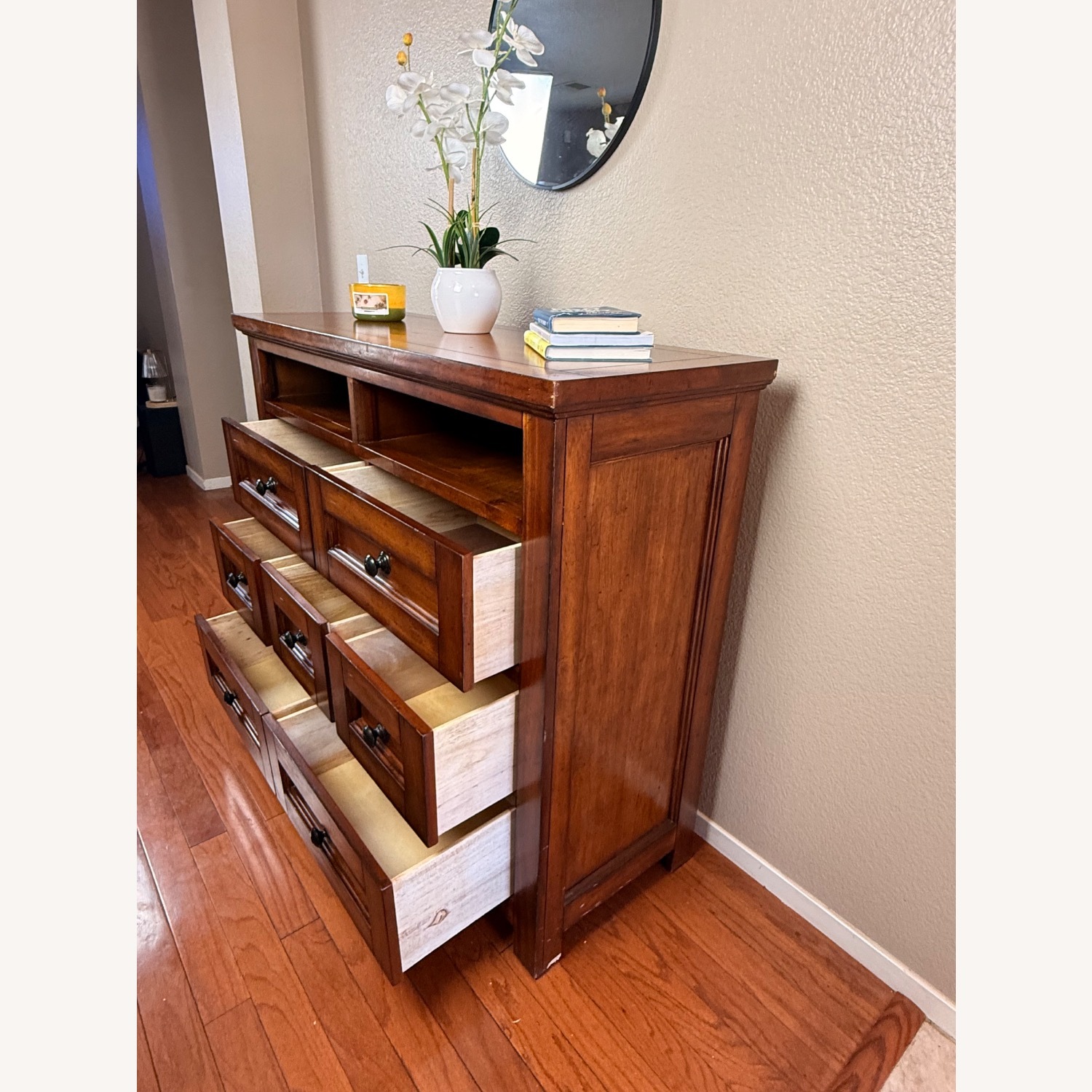 Brown Console - image-7