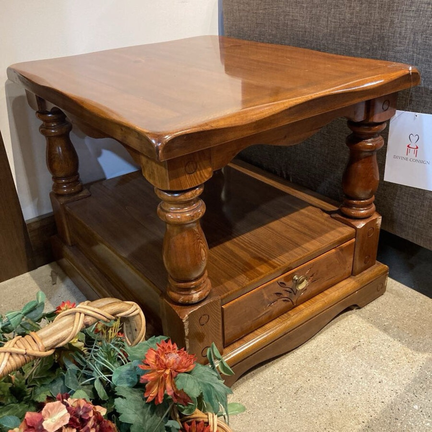 Solid Colonial Style 1-Drawer Nightstand - image-2