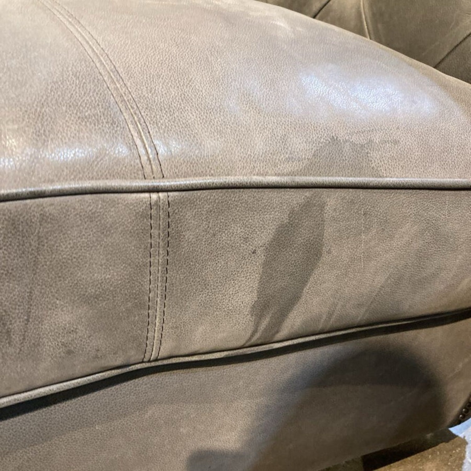 Bernhardt Curved Tufted Top Grain Leather Sofa - image-6