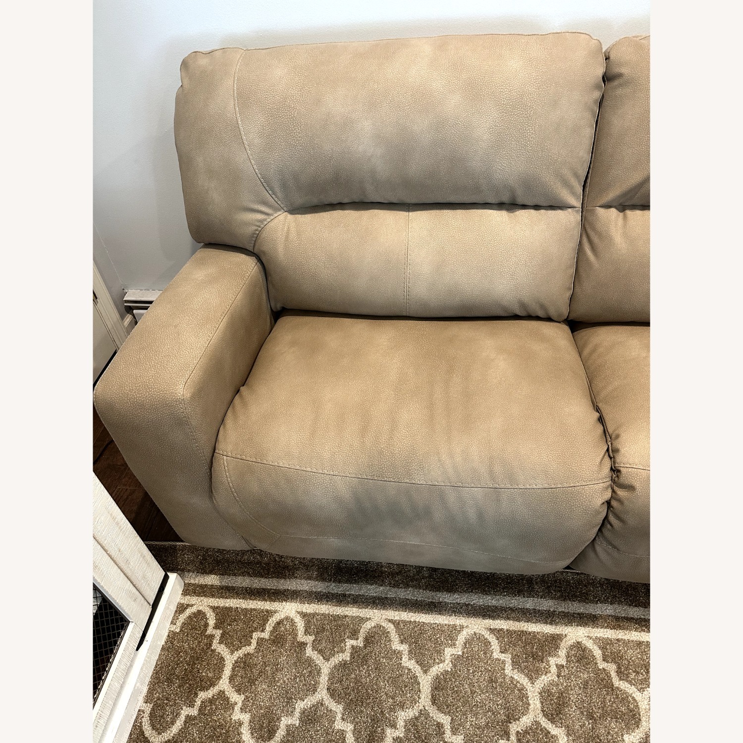 Sectional With 3 Recliners - image-6
