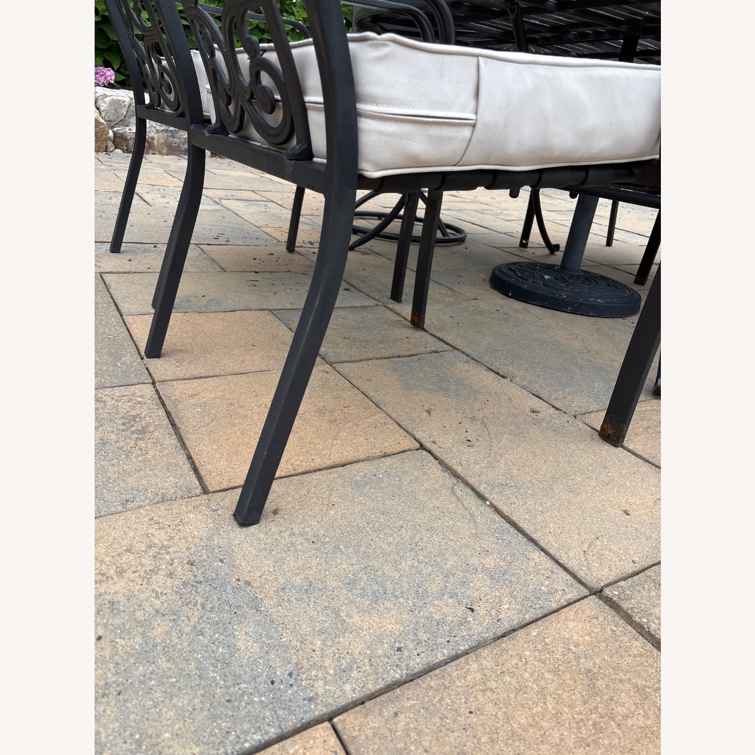 6 Seat Patio Dining Set - image-6