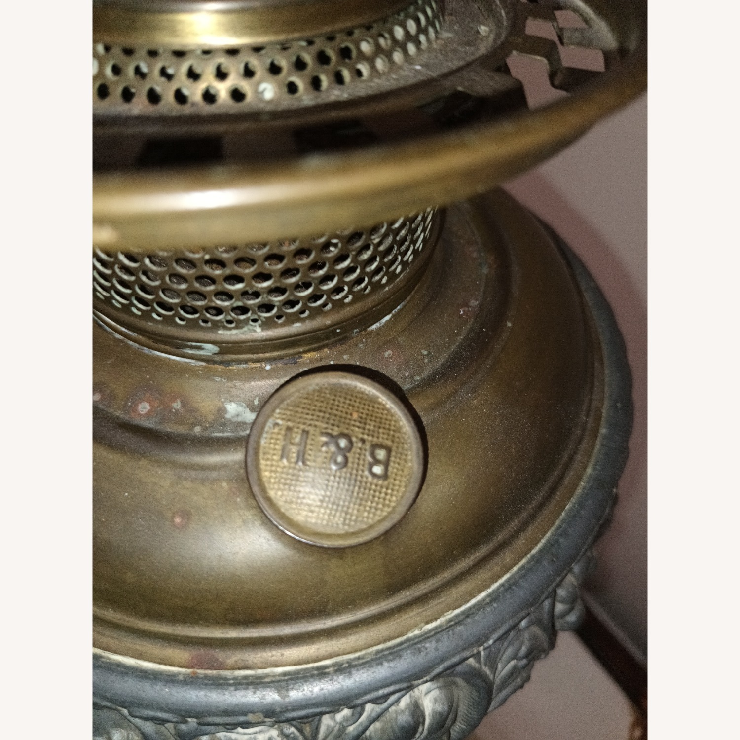 Vintage/Antique Finds Gold Brass Table Lamp - image-2