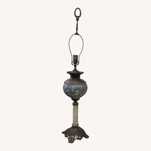 Used Vintage/Antique Finds Gold Brass Table Lamp for sale on AptDeco
