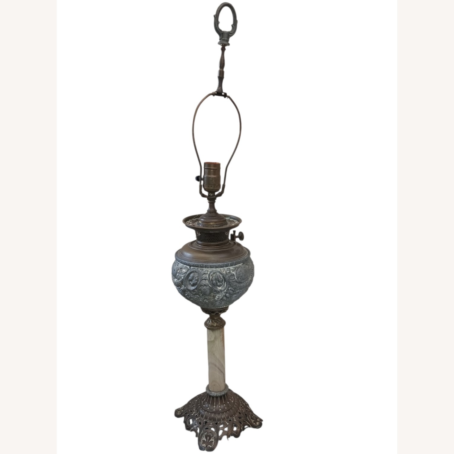 Vintage/Antique Finds Gold Brass Table Lamp - image-11