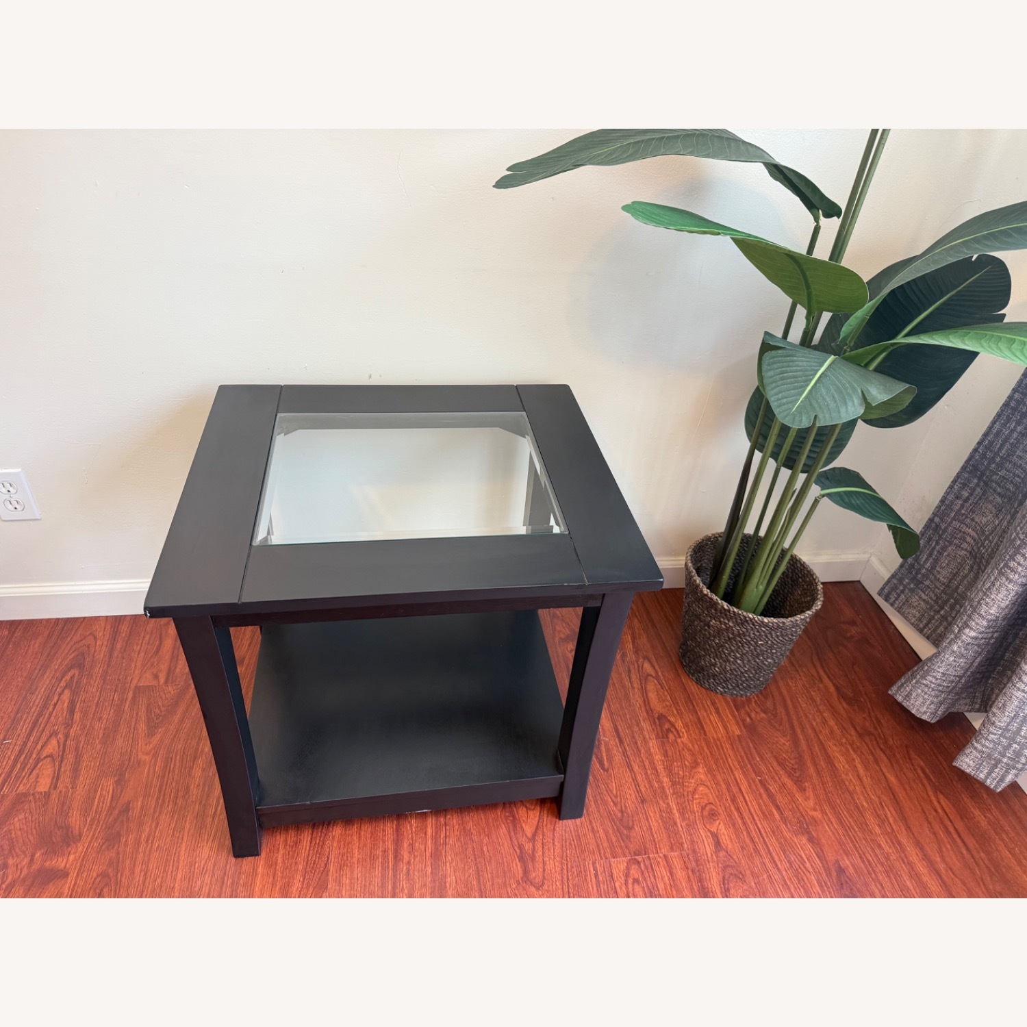 Black Modern End Table - image-5