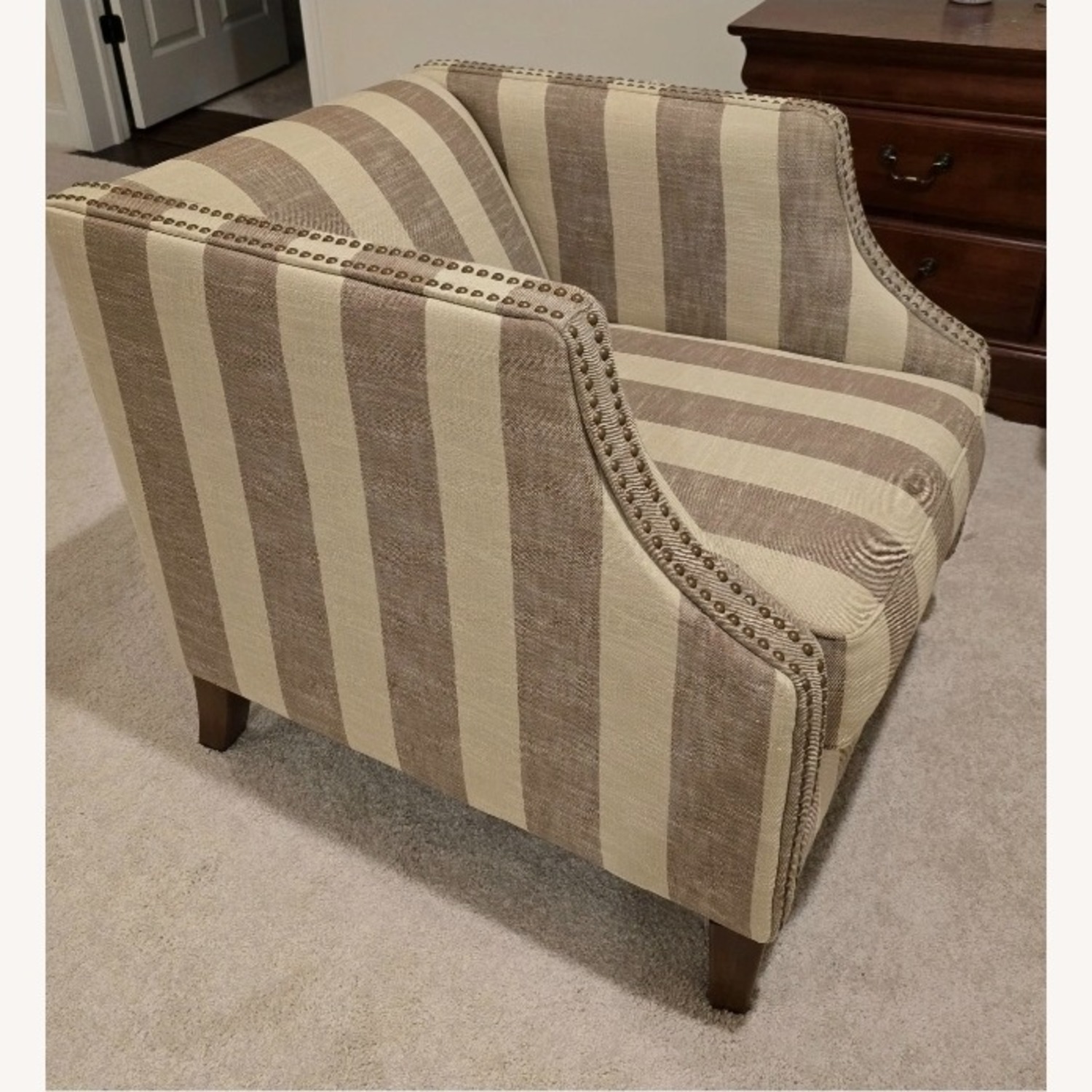 Ashley Furniture Berwyn View Fabric Accent Chair - image-1