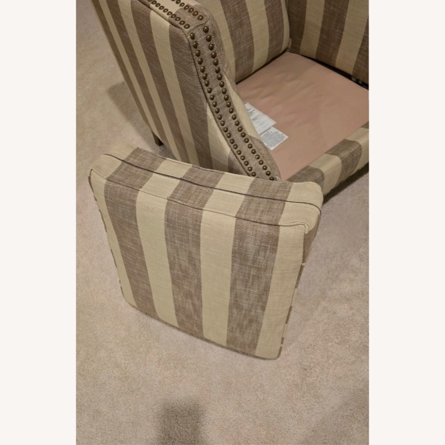 Ashley Furniture Berwyn View Fabric Accent Chair - image-3