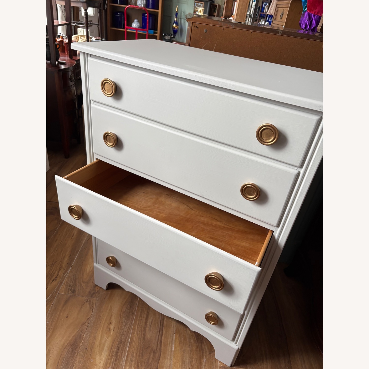 Vermont Furniture White Wood Dresser - image-4