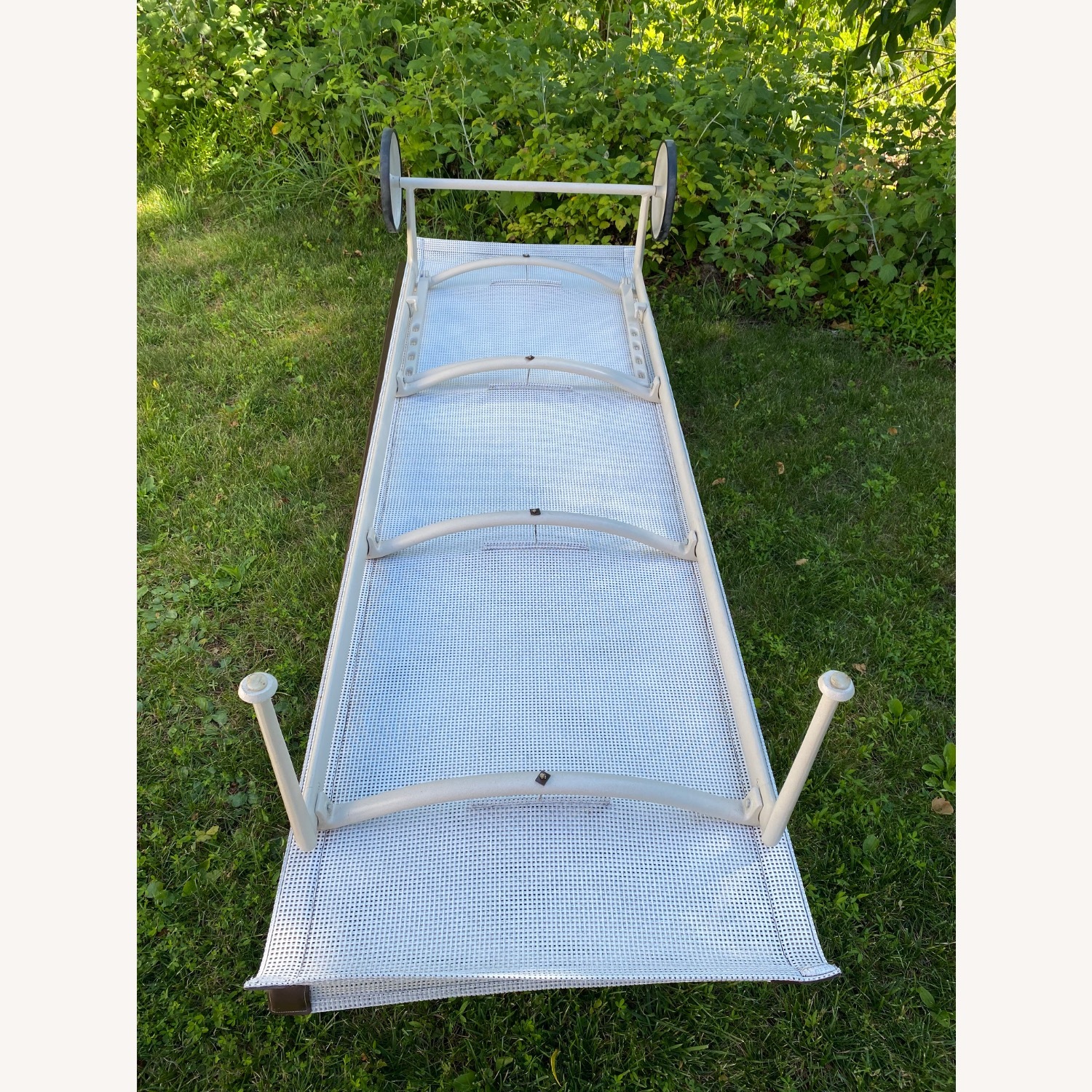 Vintage/Antique White Metal Patio Furniture - image-10