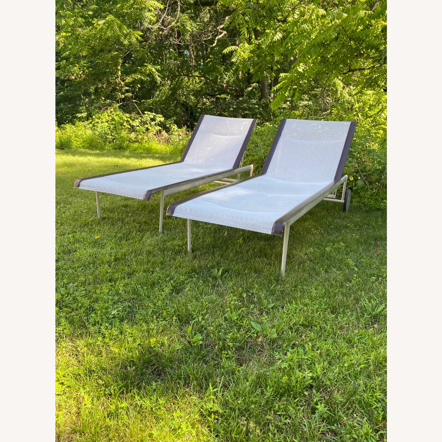 Vintage/Antique White Metal Patio Furniture - image-3