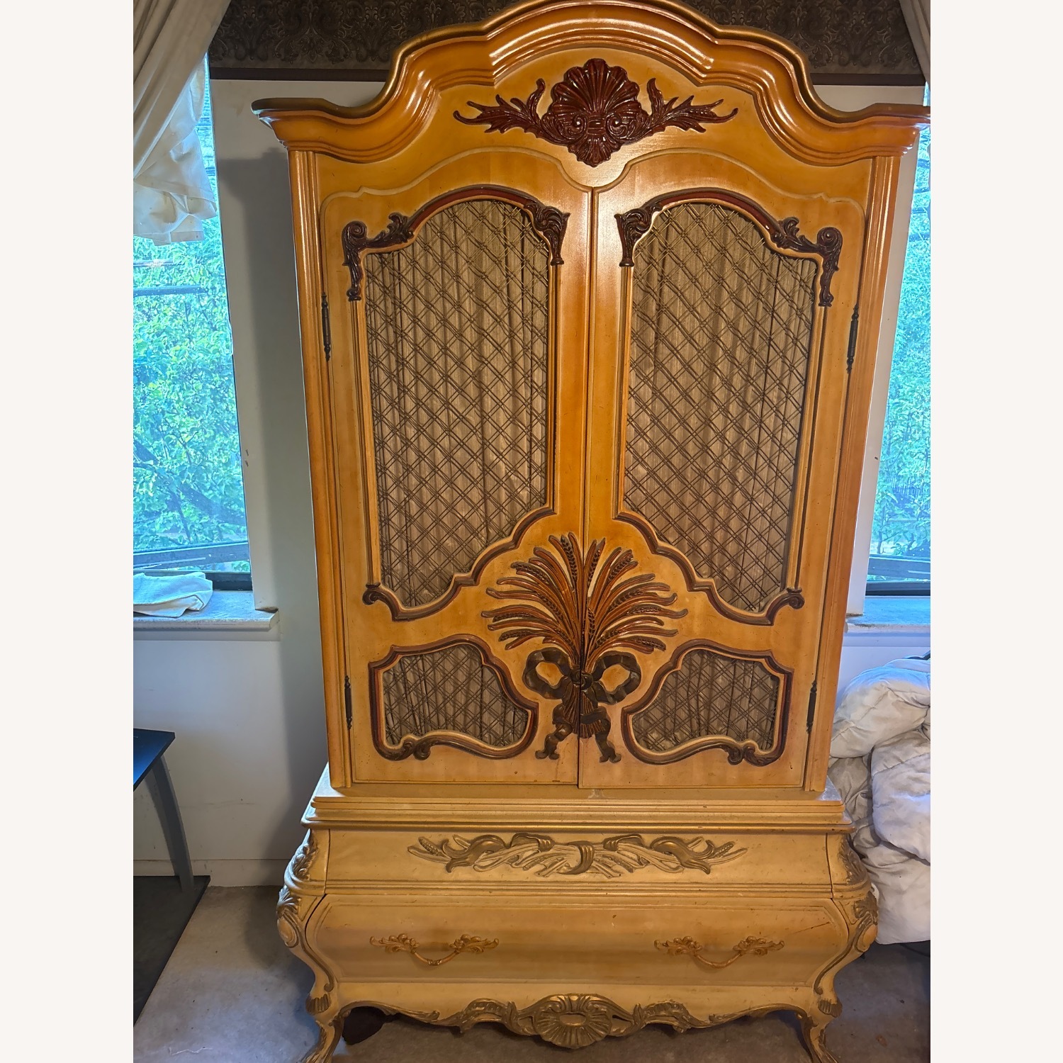 Vintage Cabinet - image-4