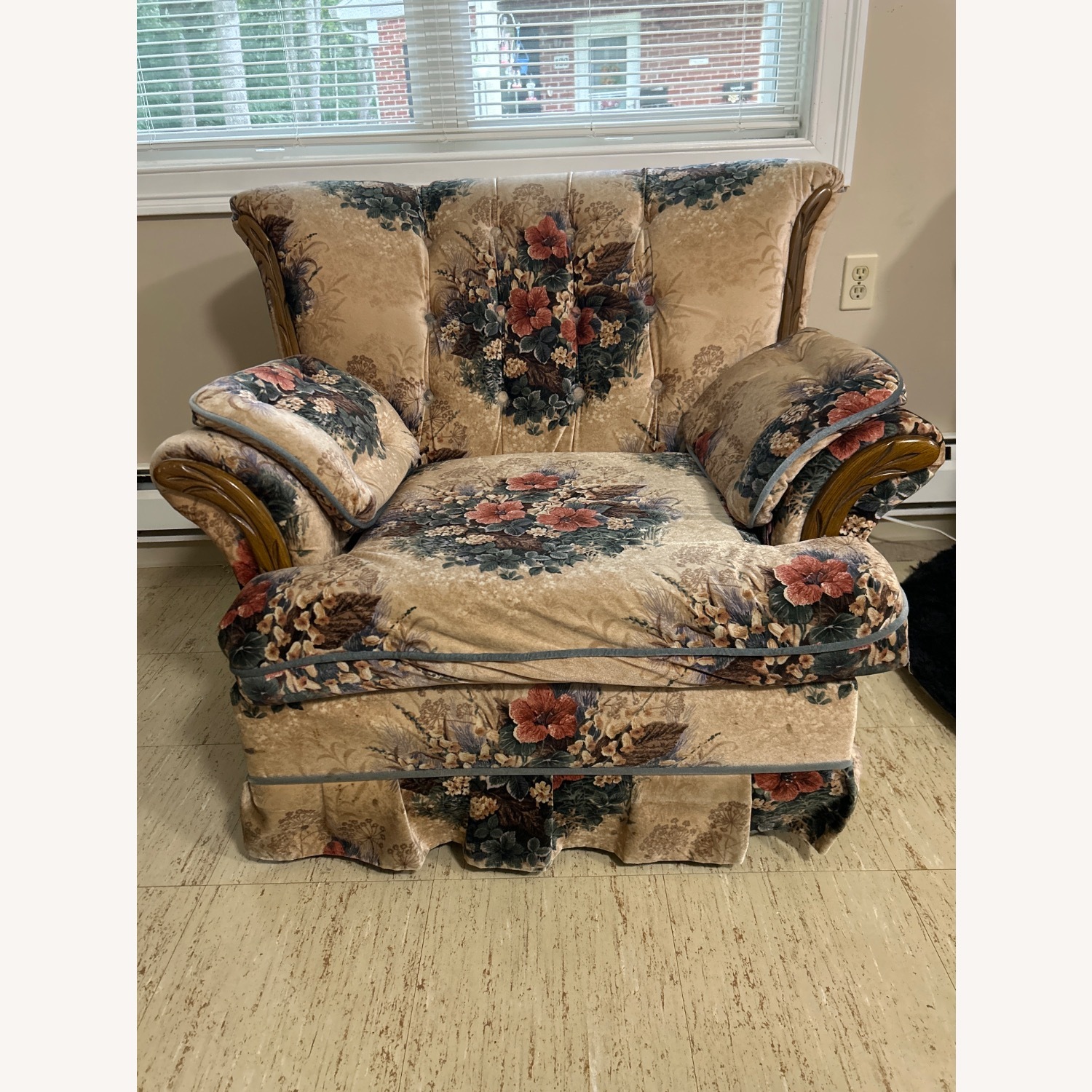 Vintage/Antique Finds Accent Chair - image-1