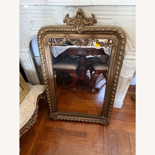 Used Vintage/Antique Finds Gold Wall Mirror for sale on AptDeco