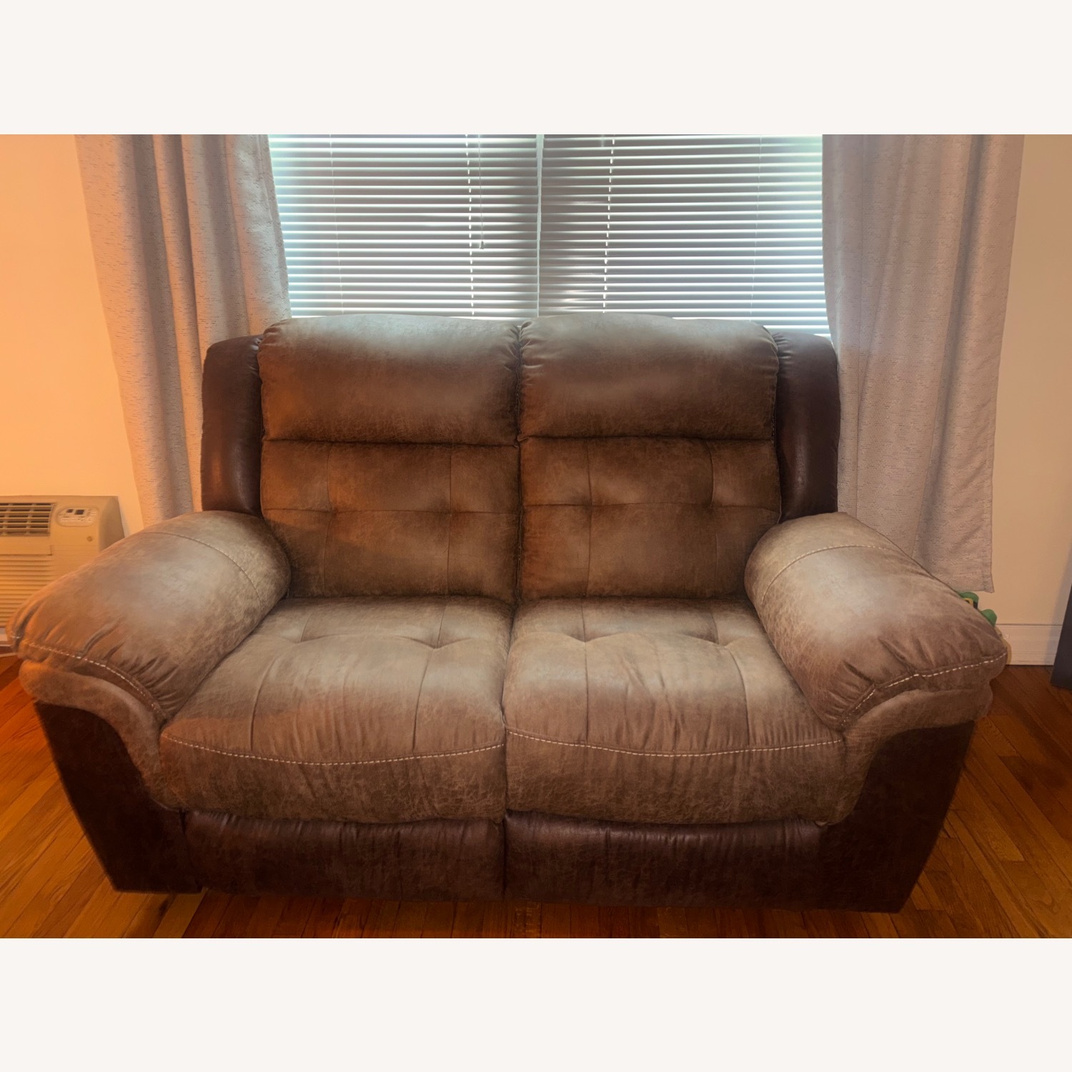 Bob's Discount Furniture Dark Brown 2 Seater Sofa - image-2