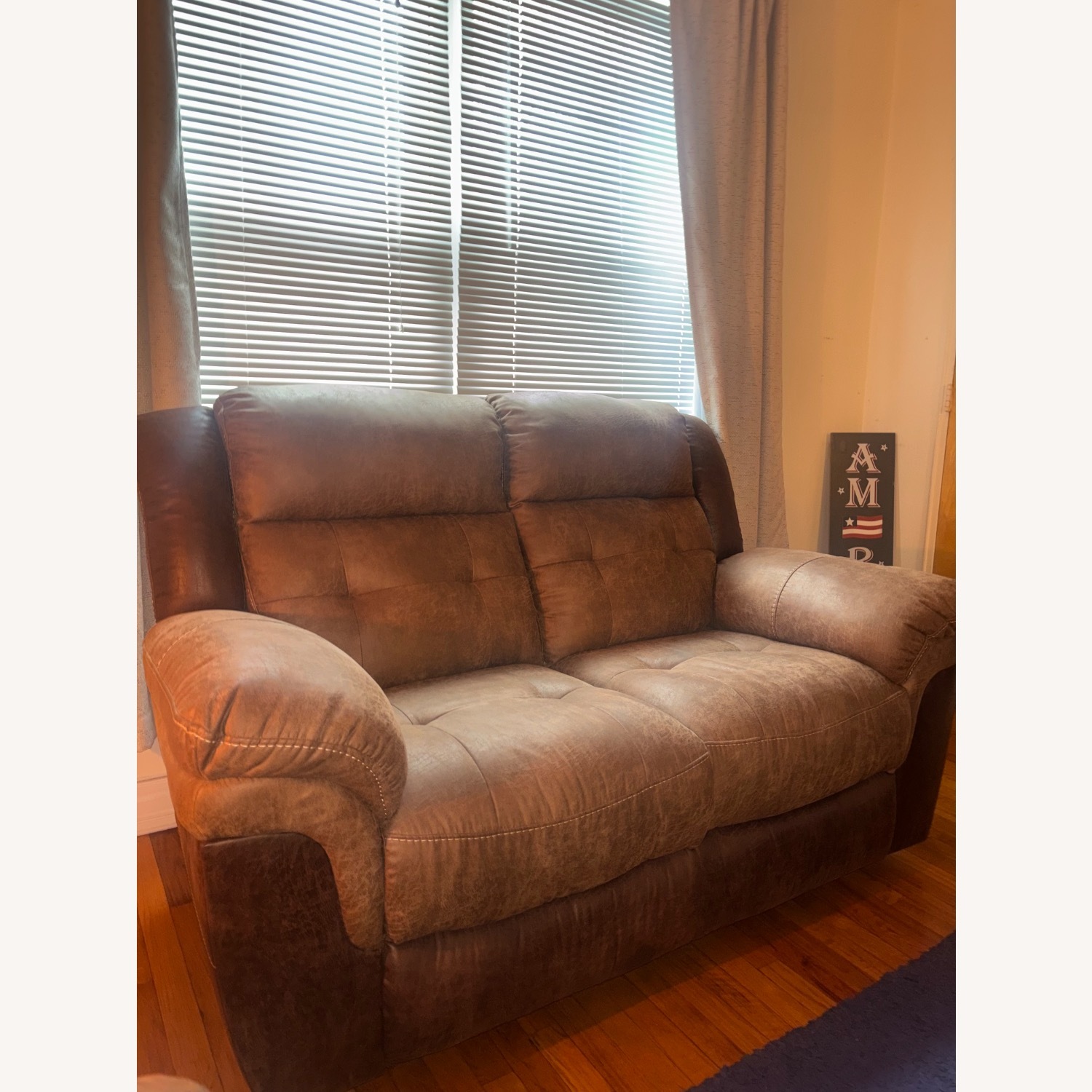 Bob's Discount Furniture Dark Brown 2 Seater Sofa - image-3
