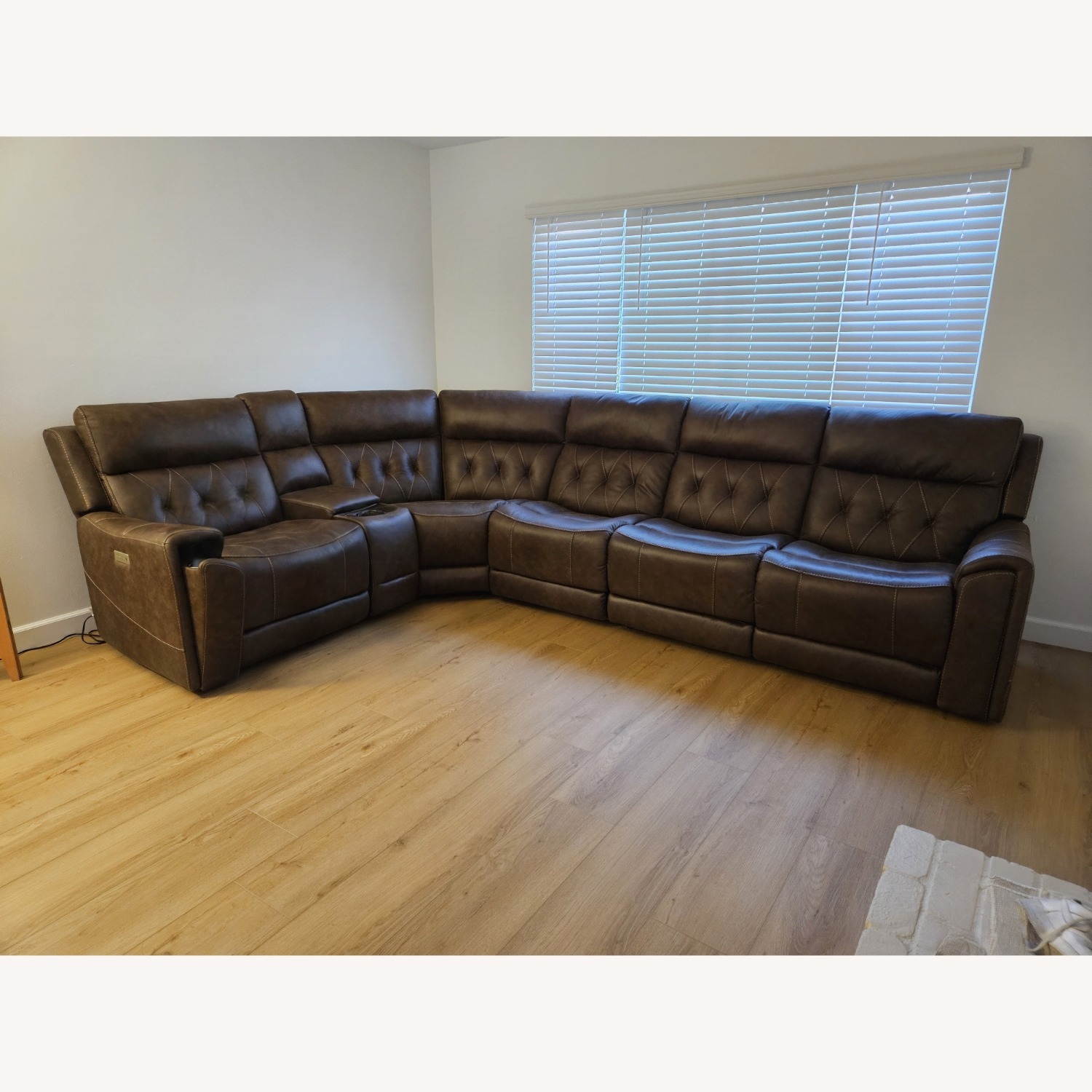 Power Reclining Sectional - image-7