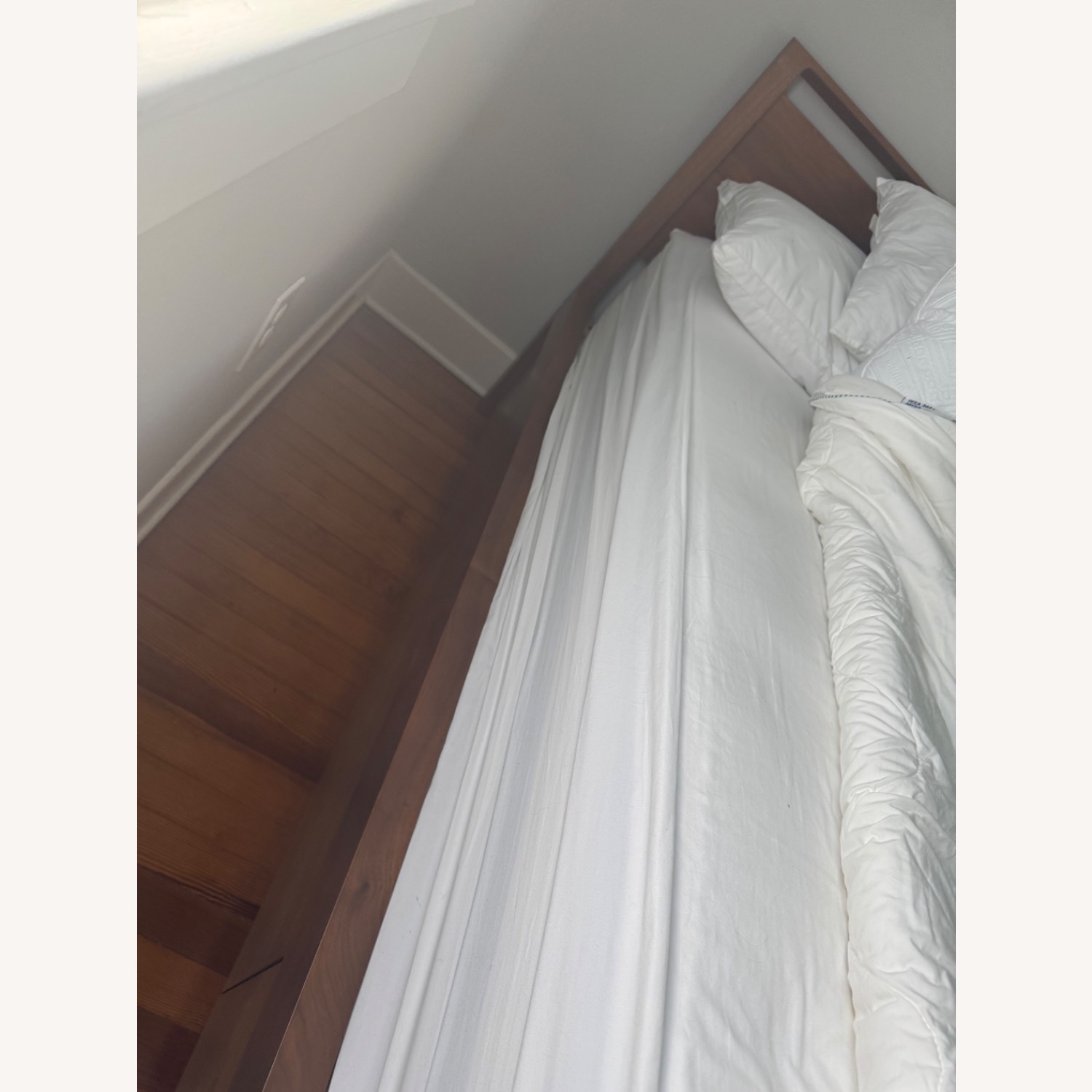 Design Within Reach Matera Queen Bed - image-9