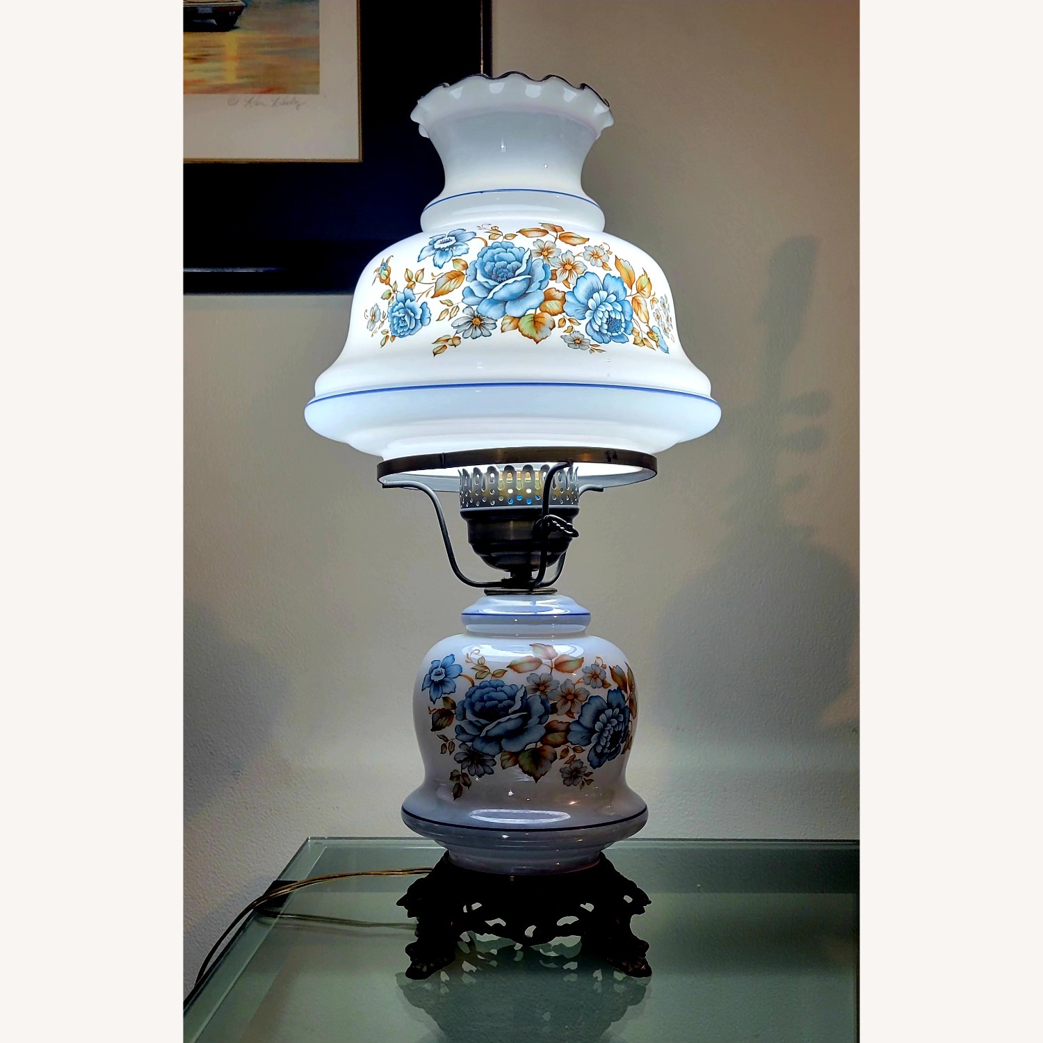 Vintage/Antique White Table Lamp - image-2