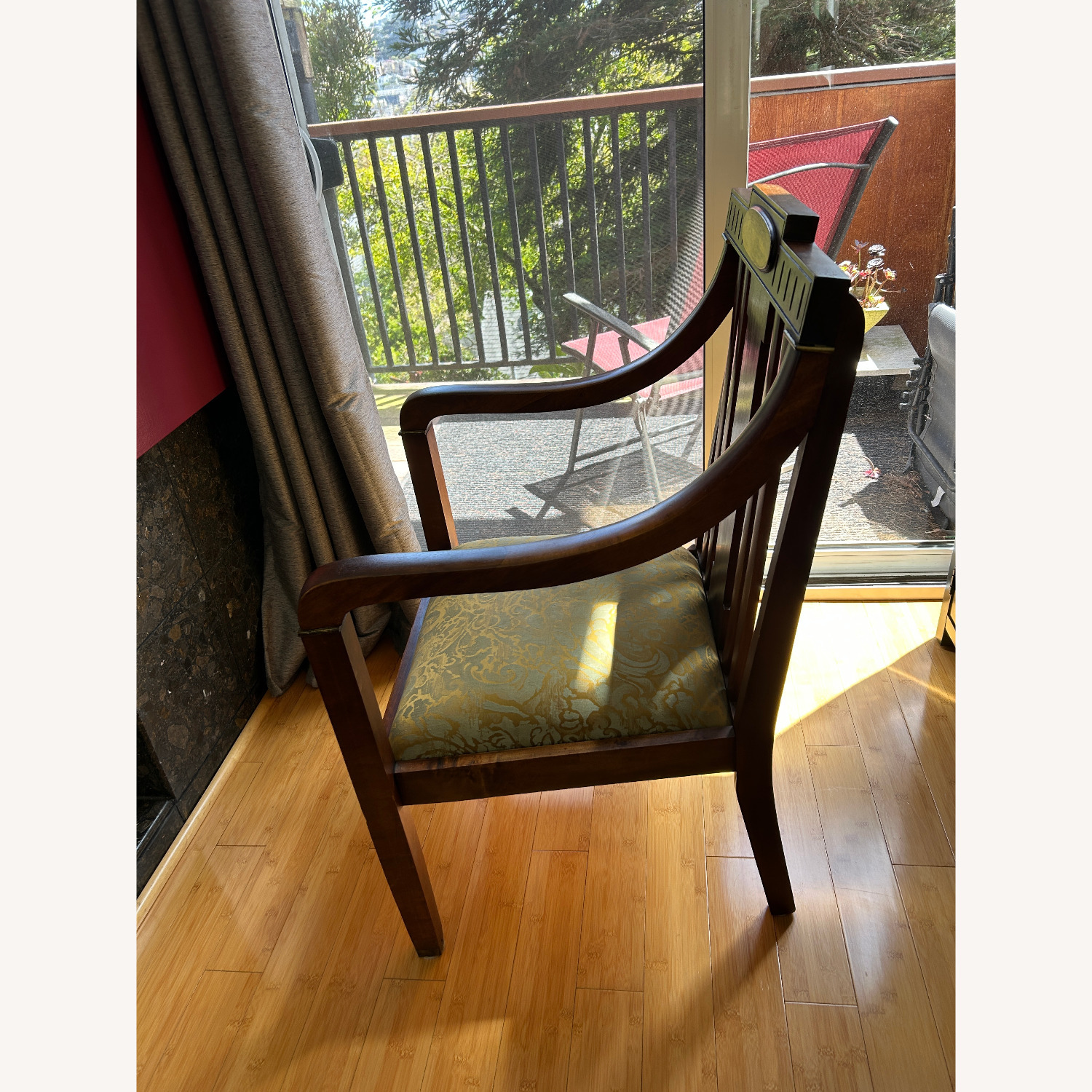 Armchair - image-2