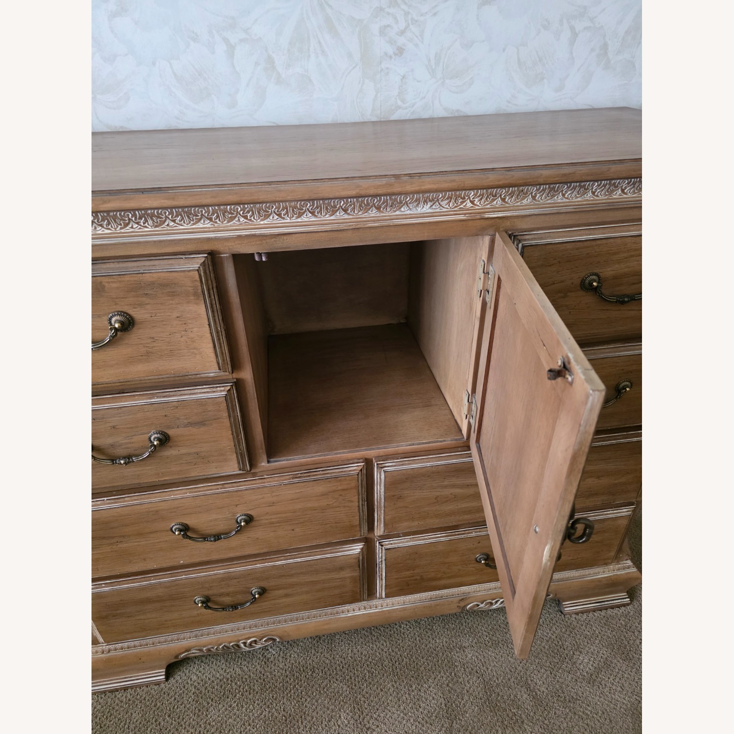 Lexington Furniture Light Brown Wood Dresser like new - image-2