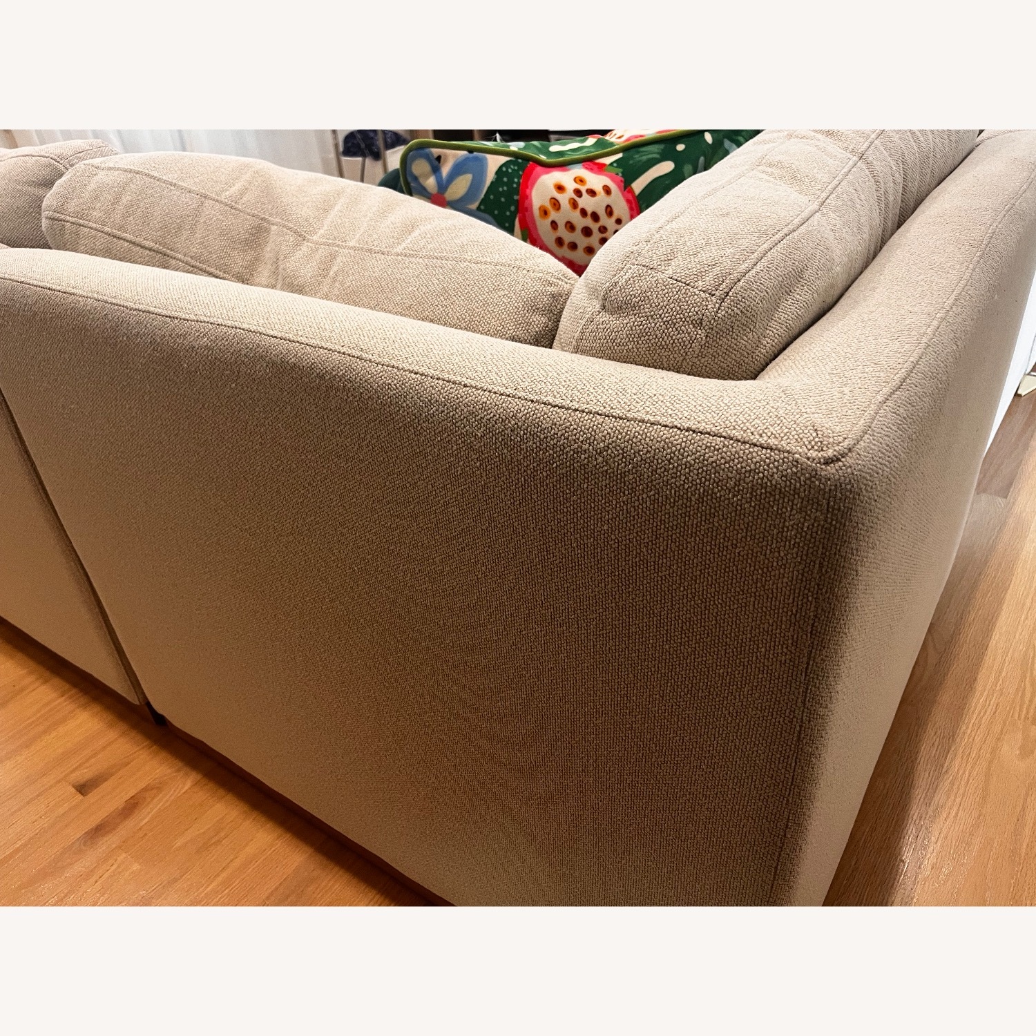 Thomasville Tisdale Sectional 6-piece Taupe - image-3