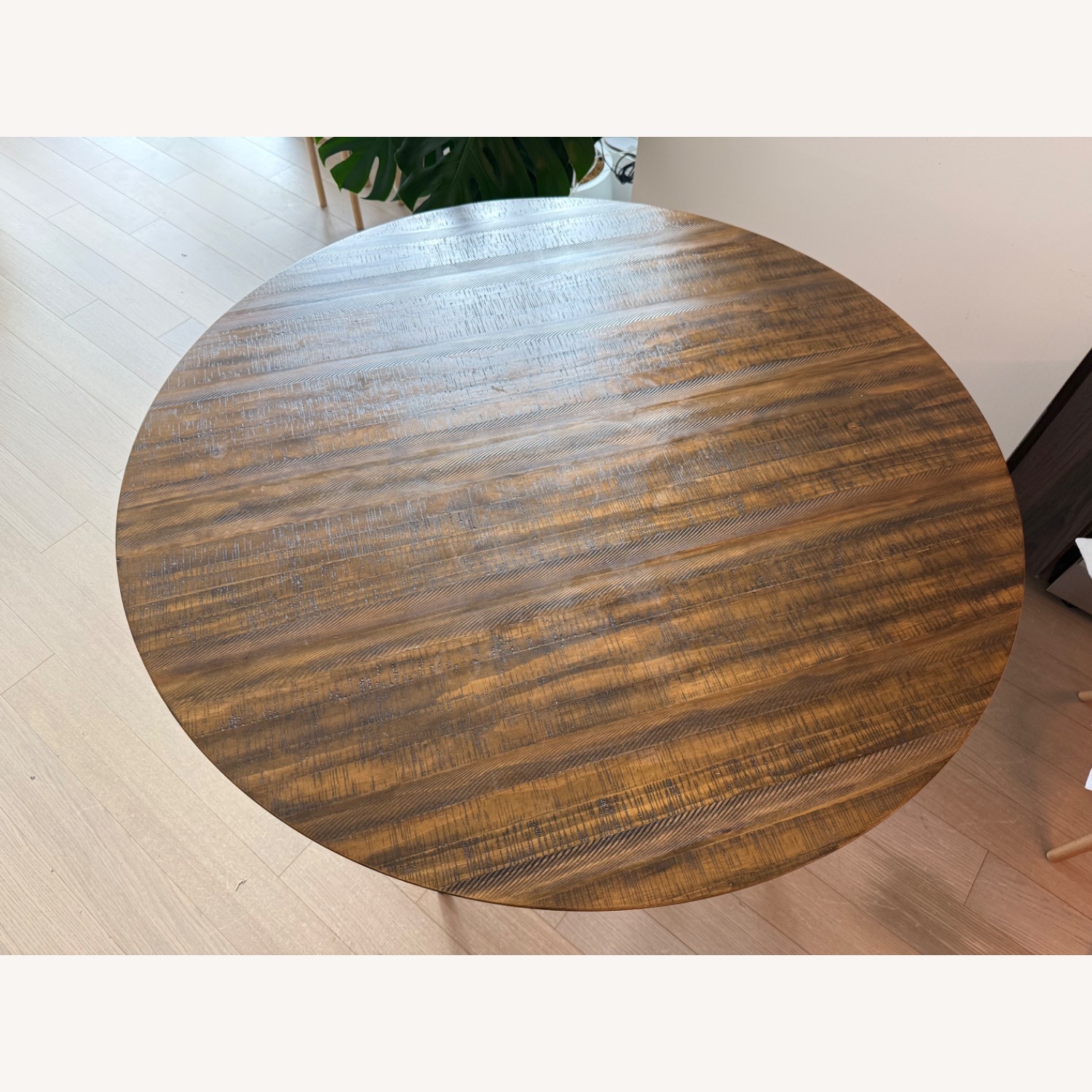 Keith Round Metal Base Dining Table - image-3