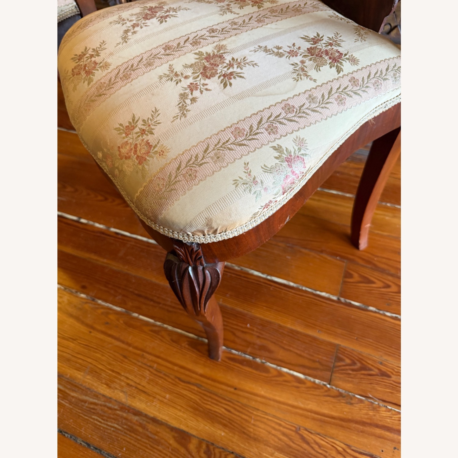 Victorian Mahogany Side Chairs - image-8