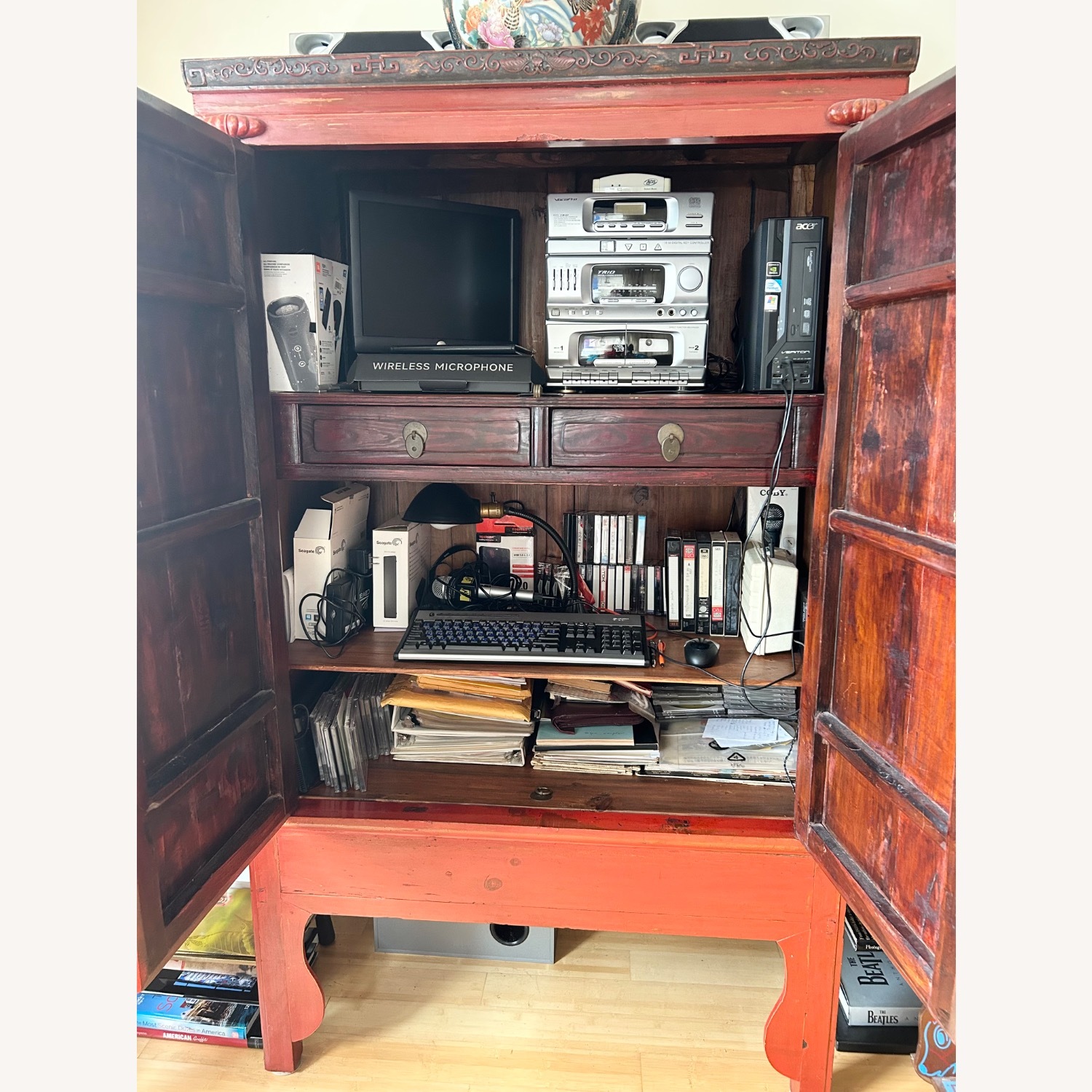Antique Traditional Red Lacquered Wedding Cabinet - image-3