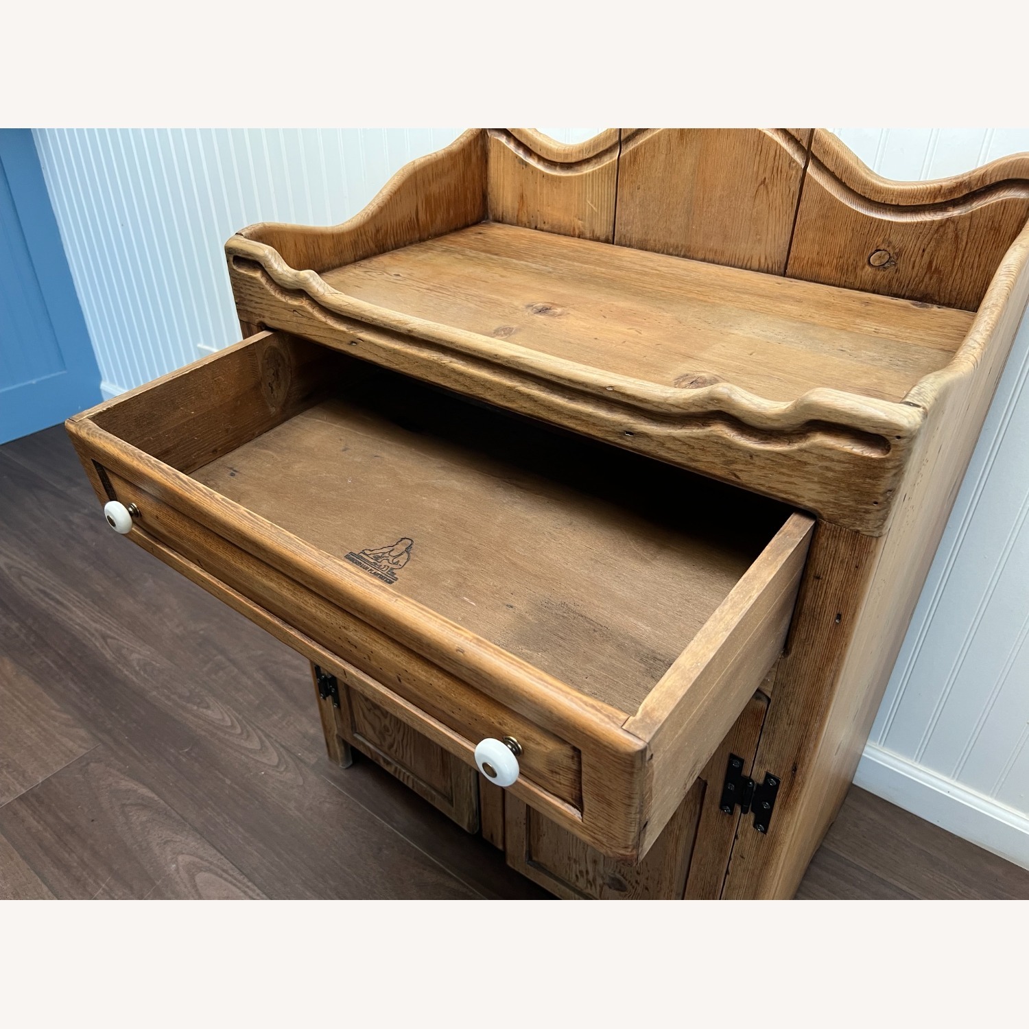 Habersham Country Pine Dry Sink / Accent Cabinet - image-9
