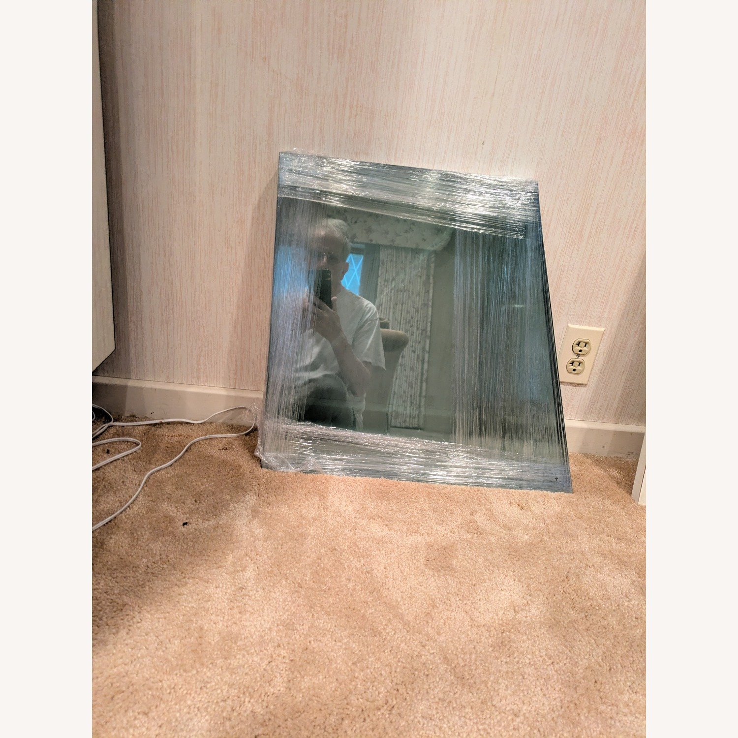 Mirrored Wall Unit - image-6