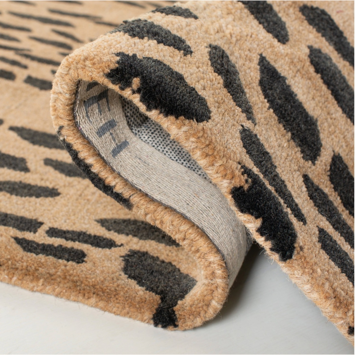 Safavieh Wool Leopard Runner Rug 12' x 2.6' - image-3