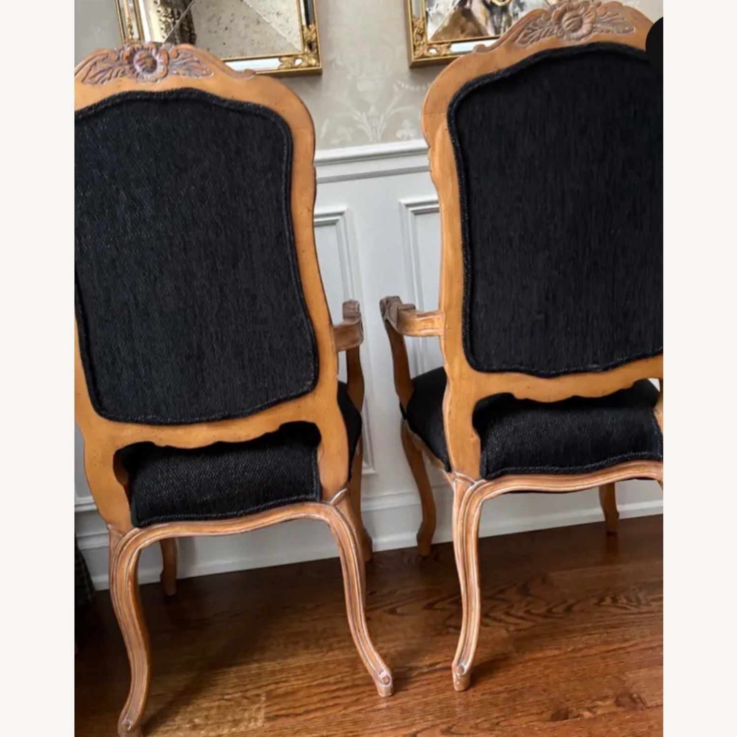 Dining Table & 6 Chairs - image-9