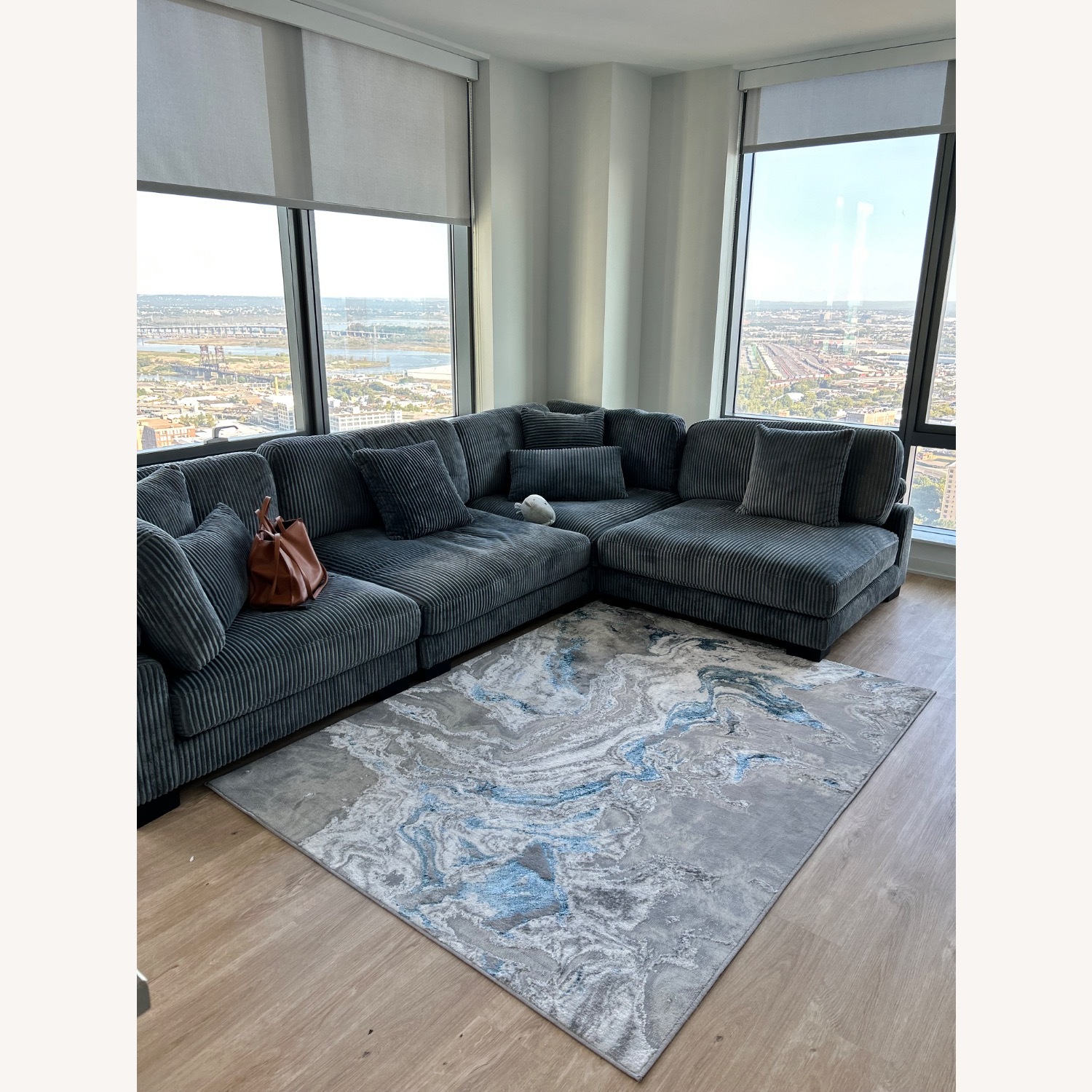 Raymour & Flanigan Maverick Modular Couch - image-1