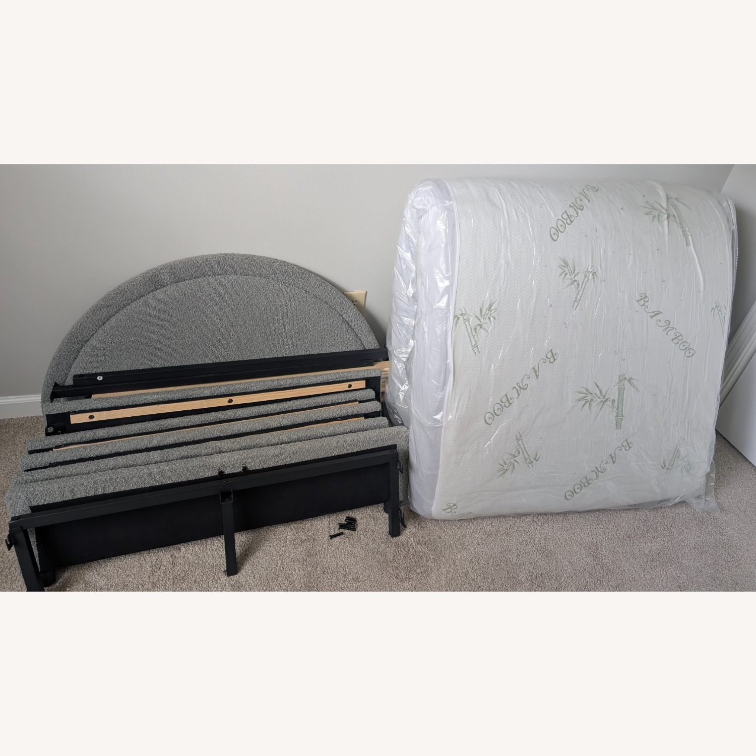 Light Gray Boucle Twin Bed - image-5