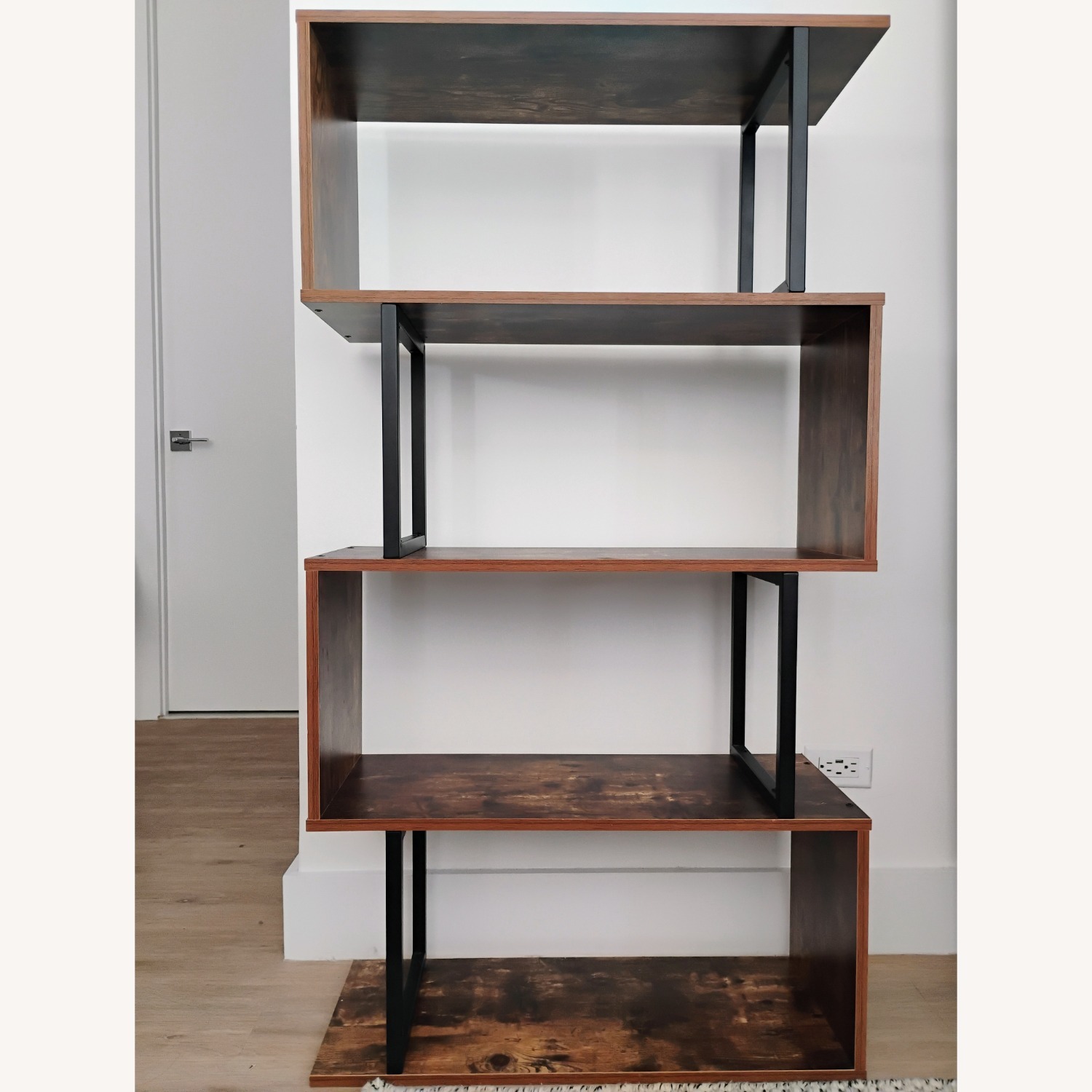 Modern S-Shaped Geometric 5-Tier Bookshelf - image-1