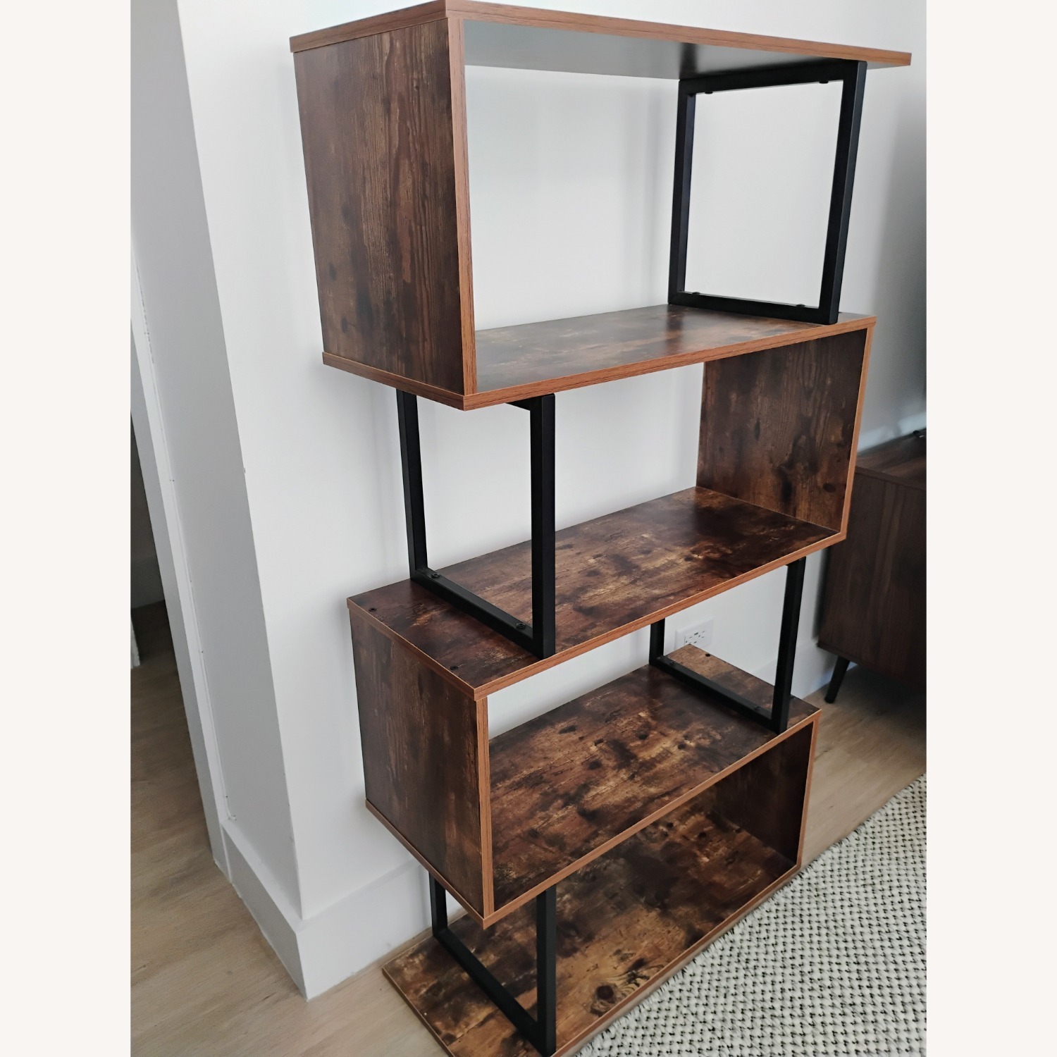 Modern S-Shaped Geometric 5-Tier Bookshelf - image-2