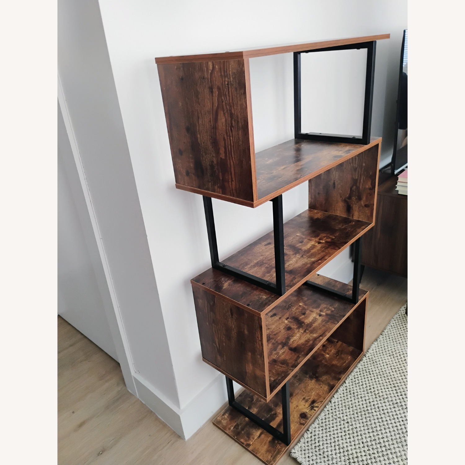 Modern S-Shaped Geometric 5-Tier Bookshelf - image-3